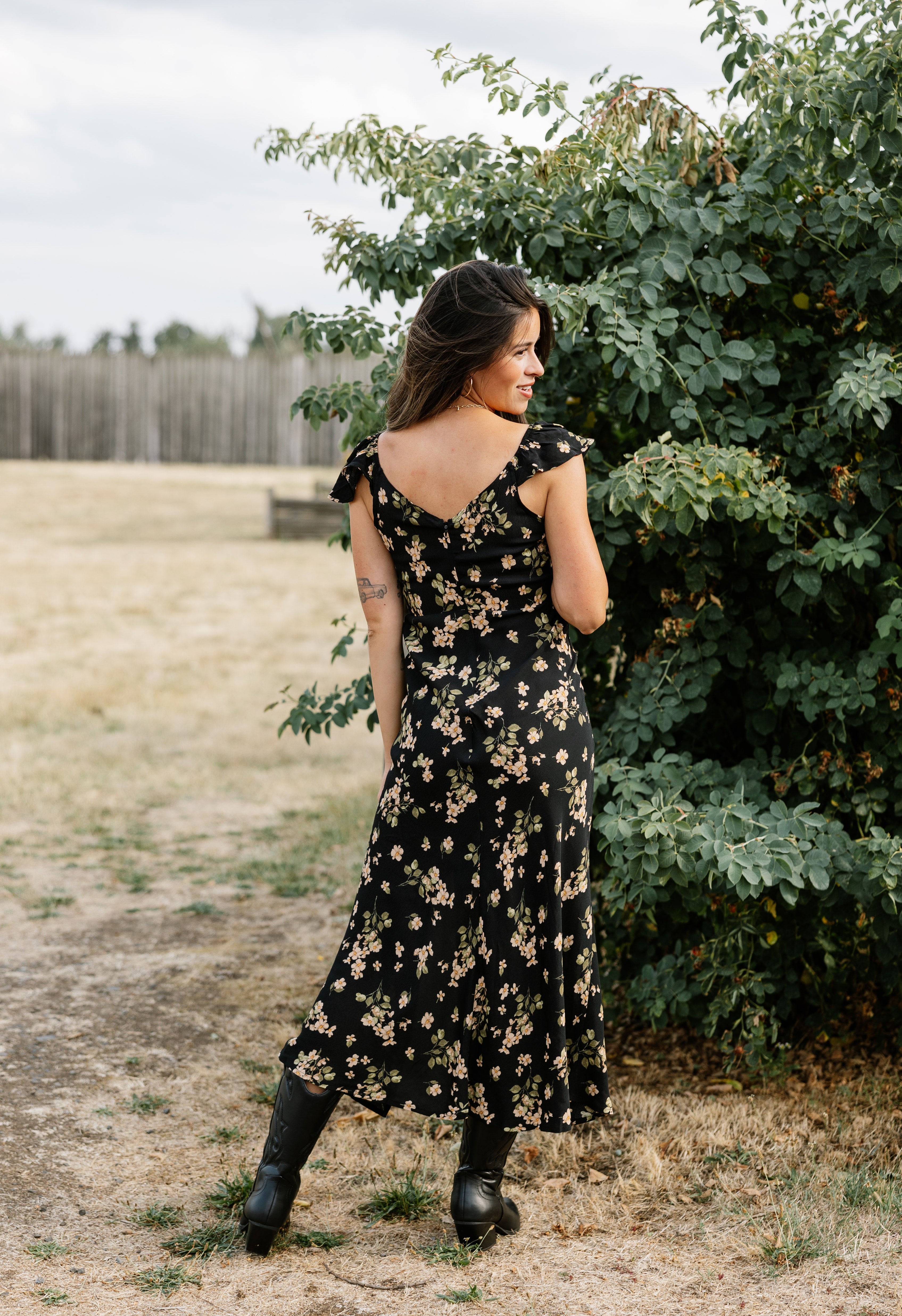 Honey Bee Dress - BLACK - willows clothing MIDI DRESS