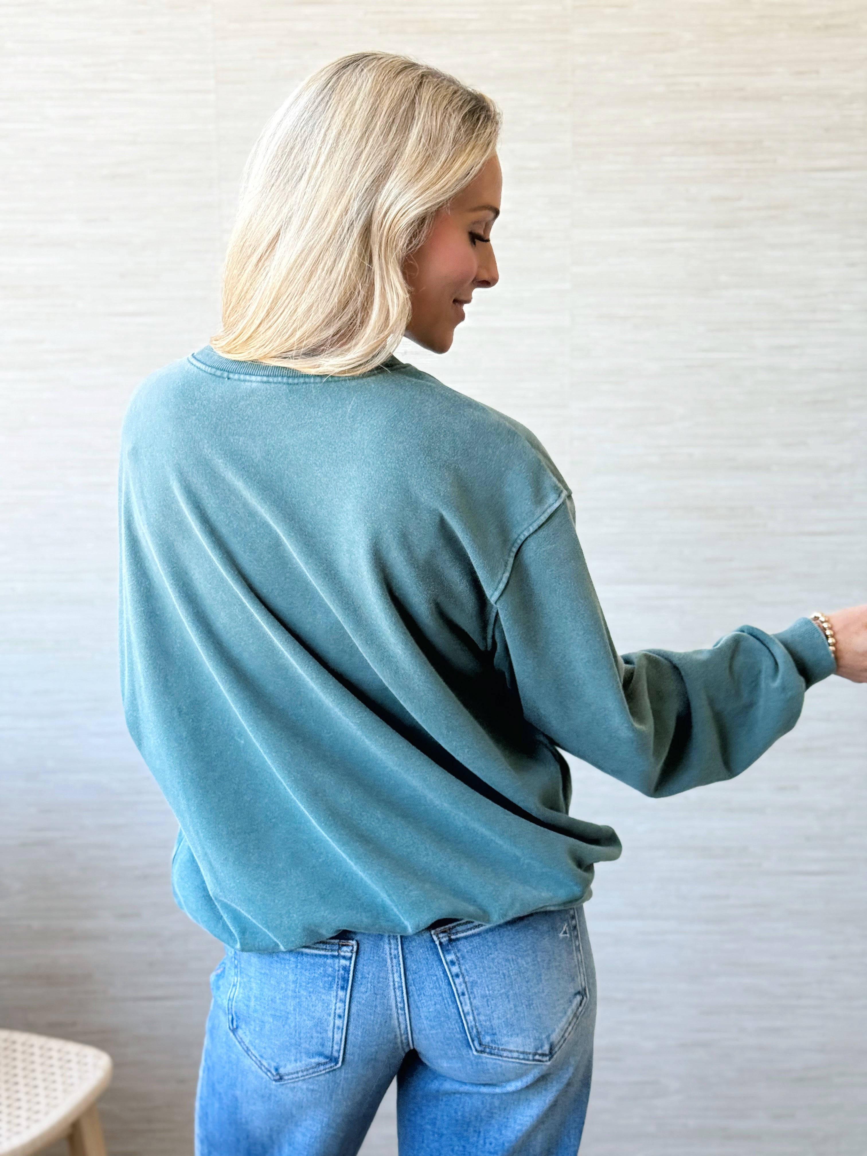 Honeycrisp Sweatshirt- DARK GREEN - willows clothing SWEATSHIRT