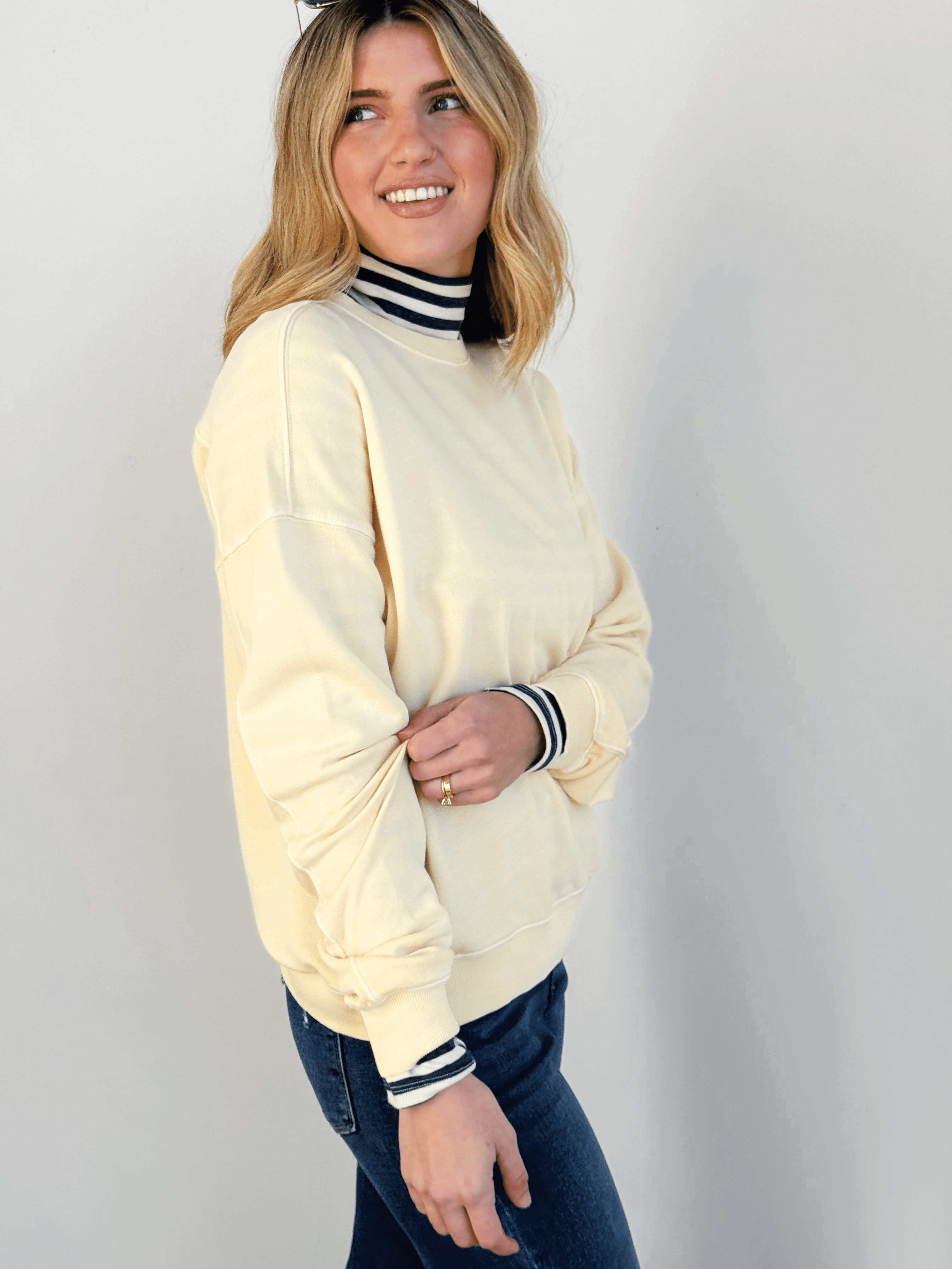 Jacey Sweatshirt - BUTTER - willows clothing SWEATSHIRT
