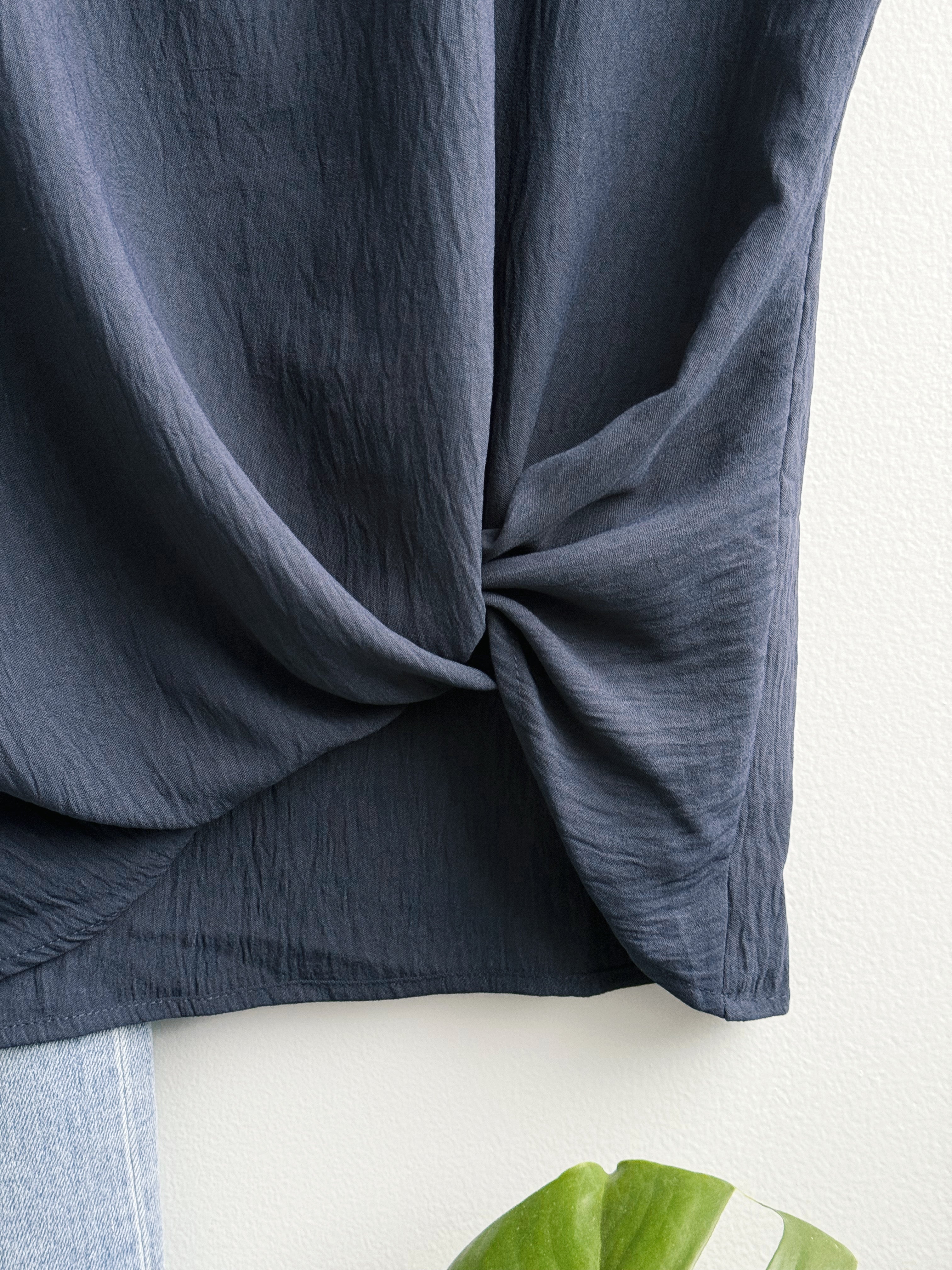 Jazlyn Top - NAVY - willows clothing S/S Shirt