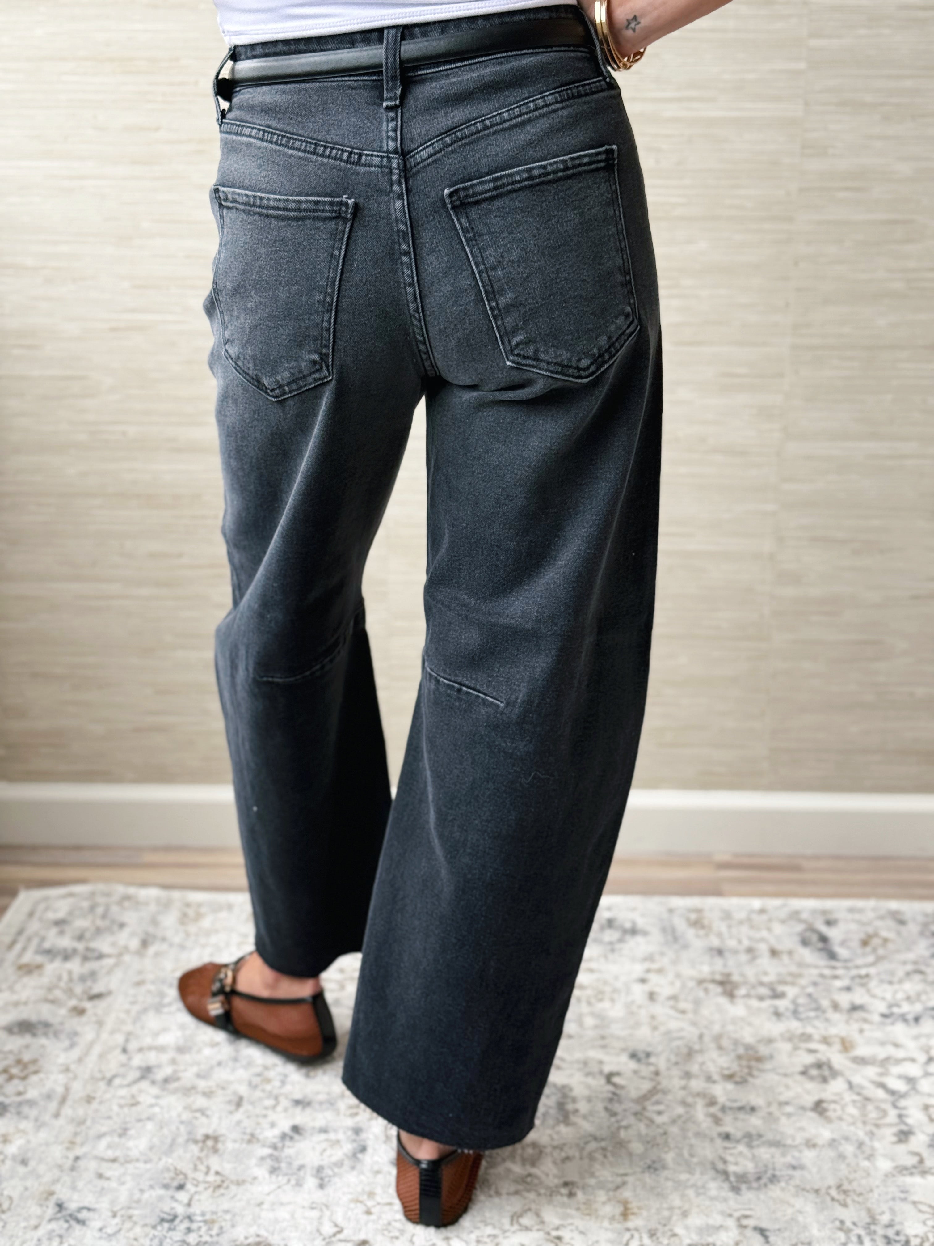 [JBD] Trina Barrel Jean - WASHED BLACK - willows clothing BARREL JEAN
