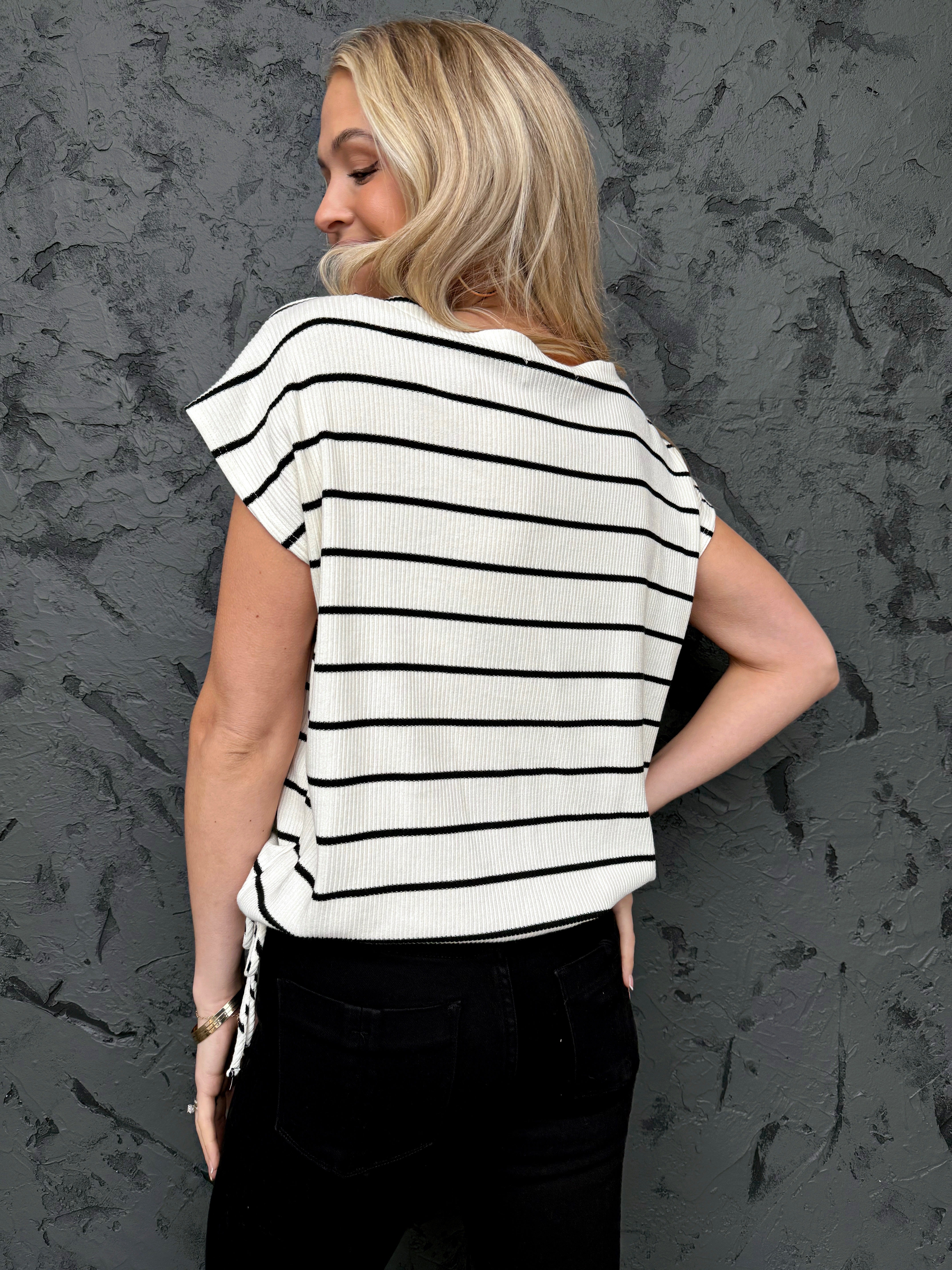 Jessie Tee - IVORY/BLACK - willows clothing TANK