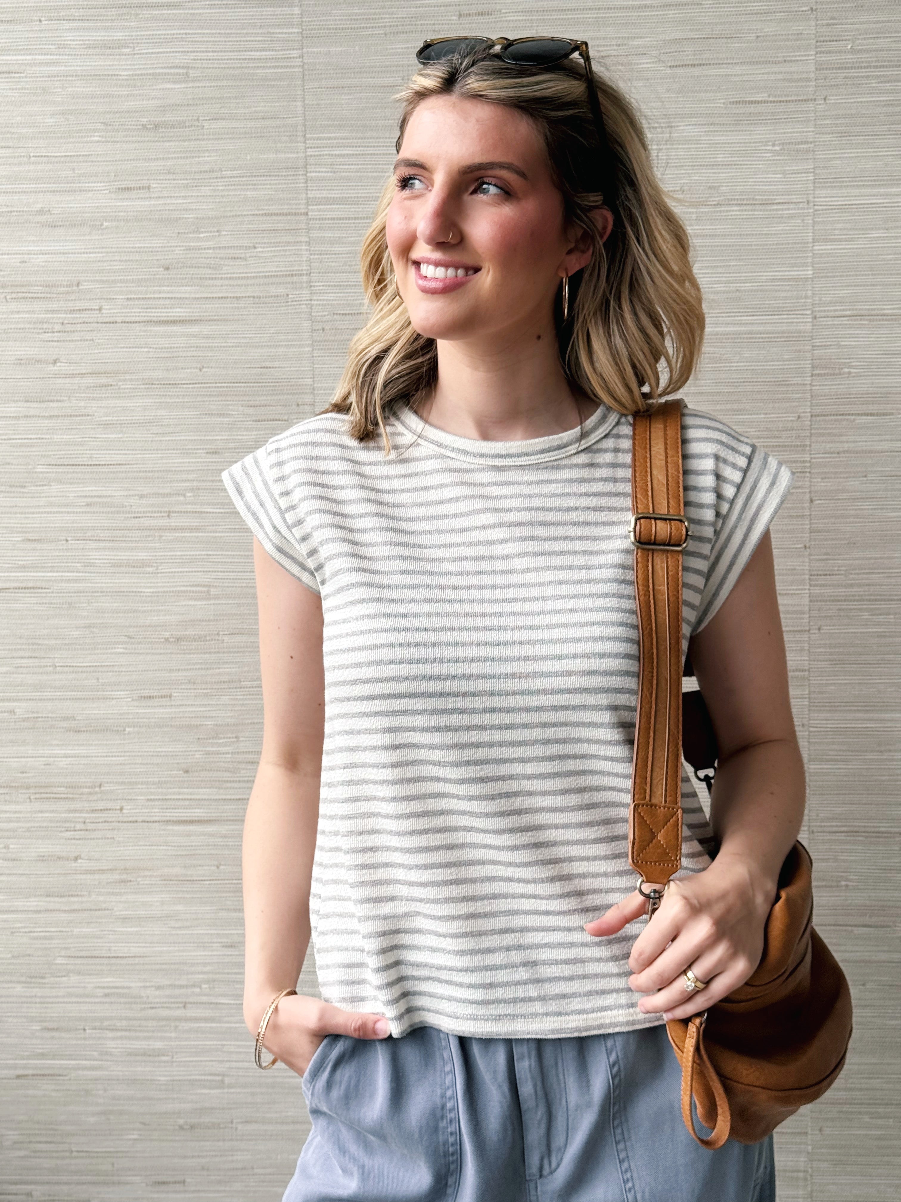 Jillian Tee - CREAM/ HEATHER GREY - willows clothing S/S SHIRT