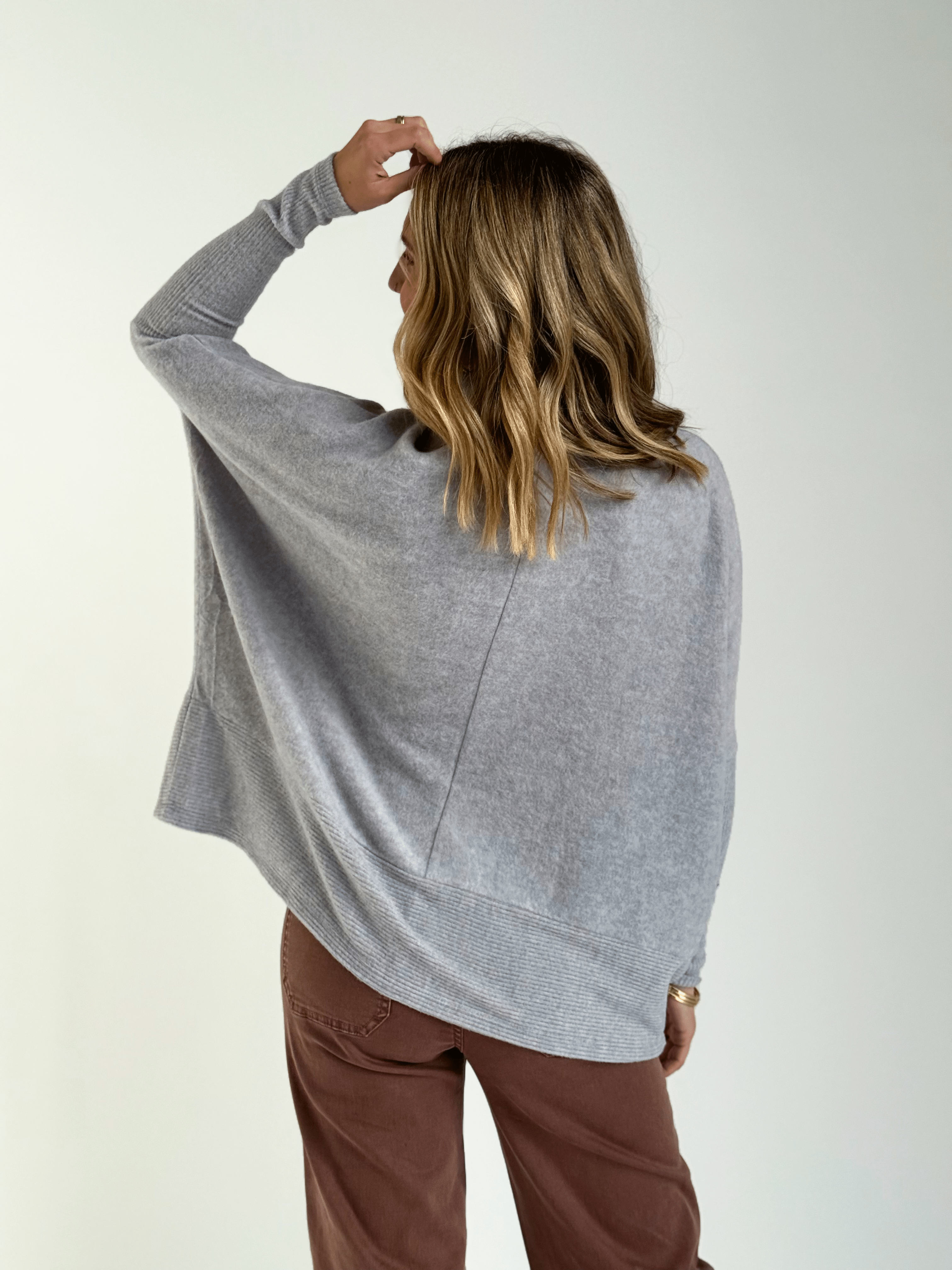 Kaya Sweater - HEATHER GREY - willows clothing SWEATER