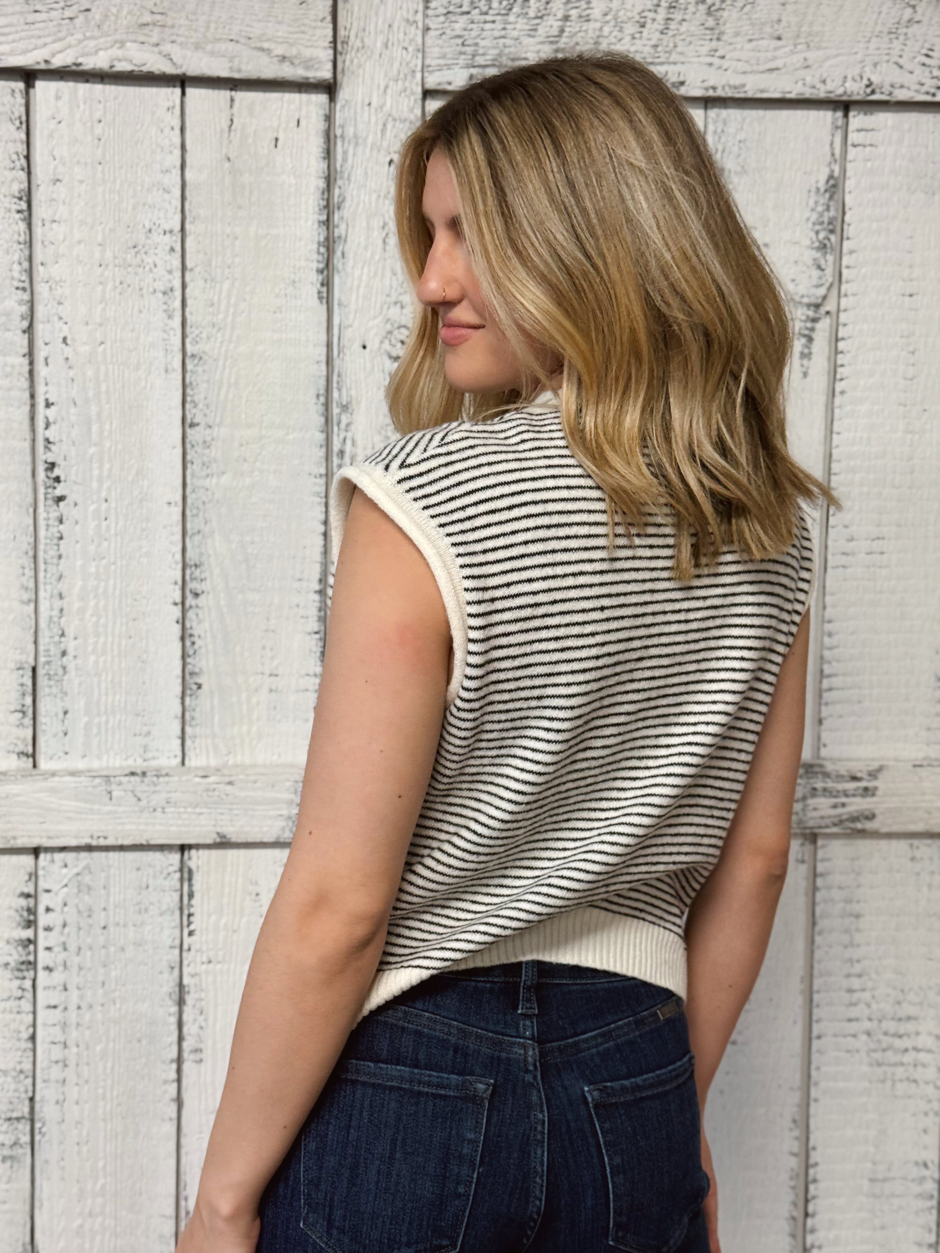 Kendall Sweater - IVORY/BLACK - willows clothing SWEATER