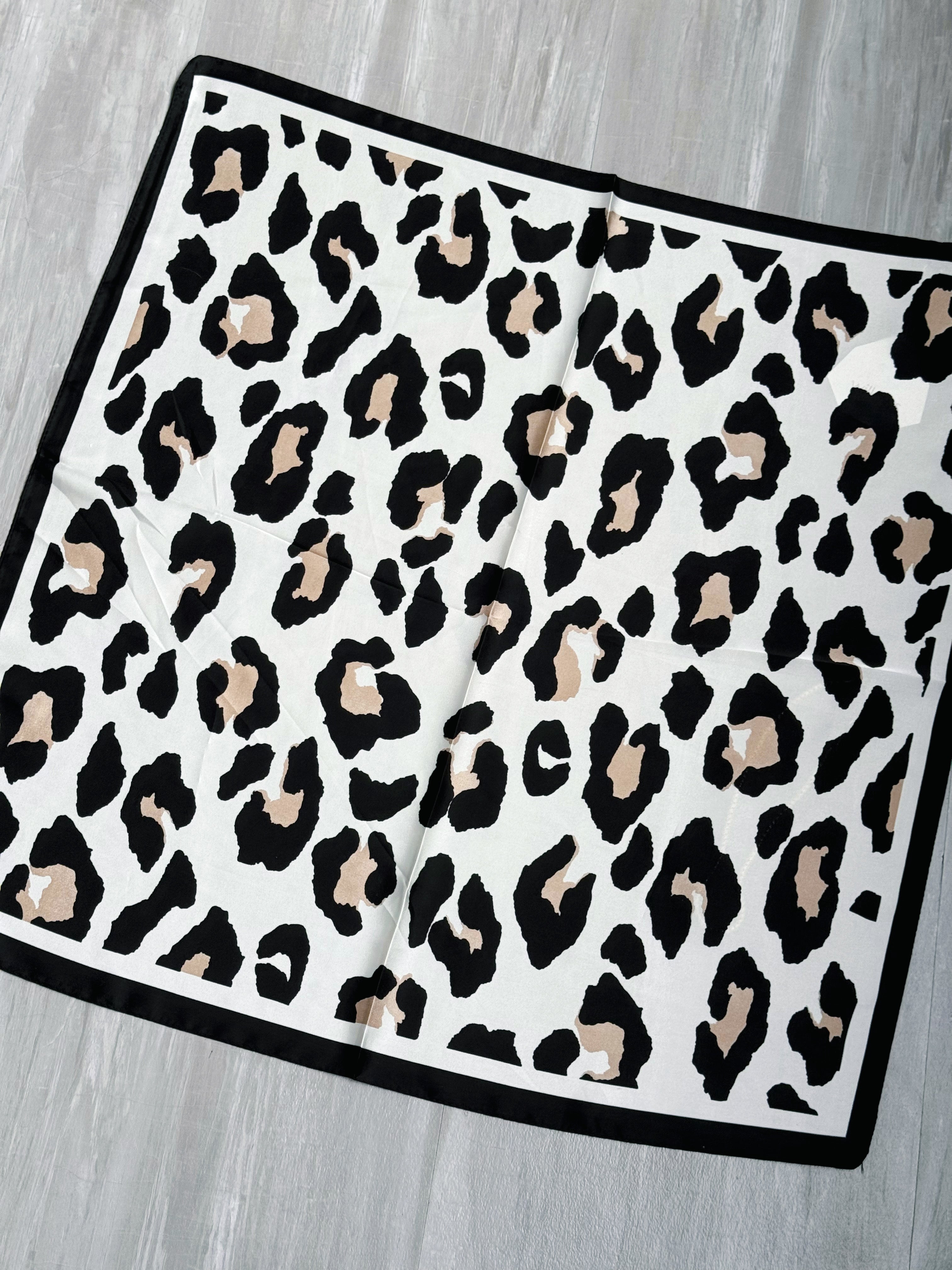 Leopard Print Scarf - LEOPARD IVORY - willows clothing Scarves