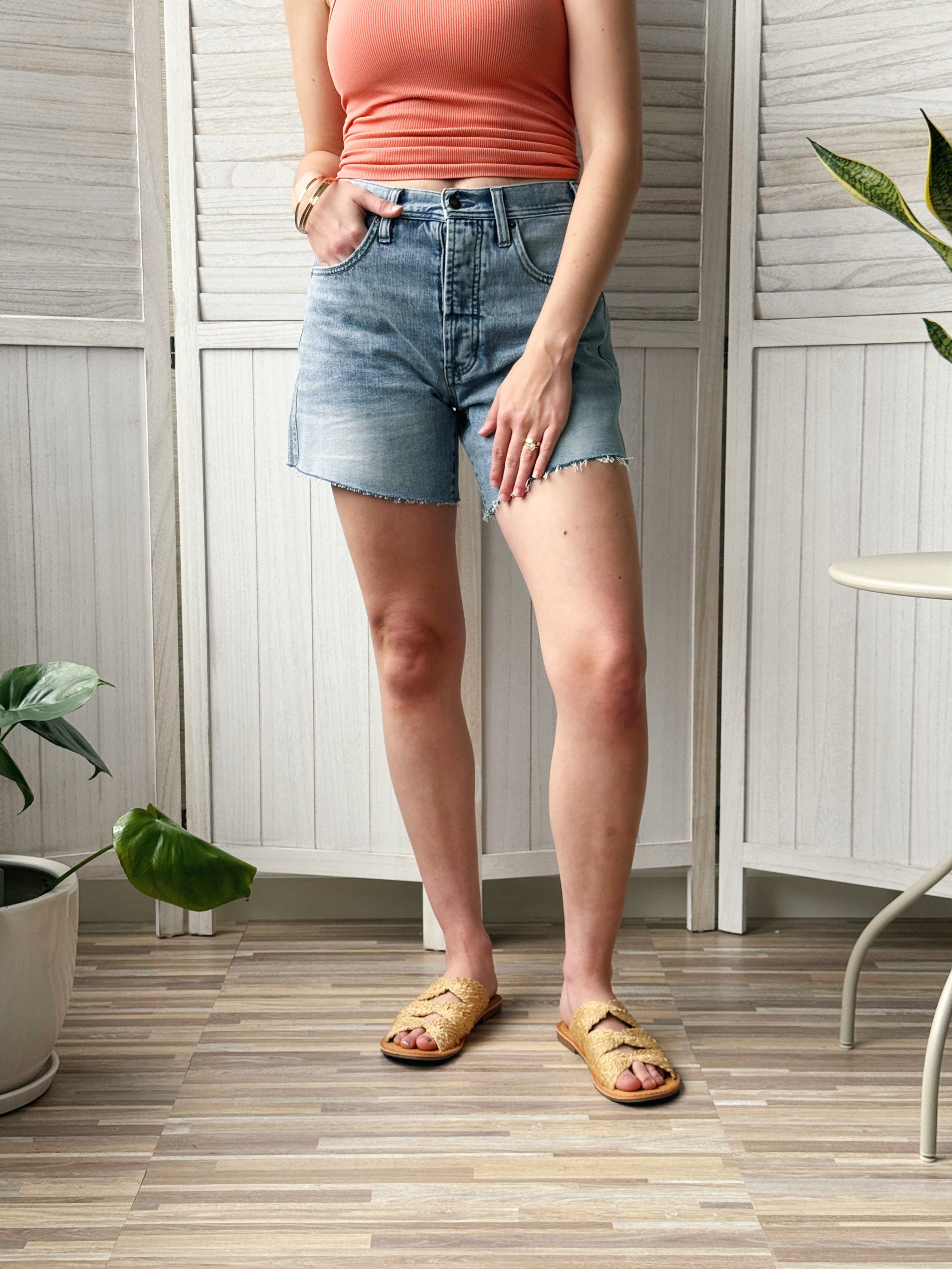 [LIVERPOOL] Janica Denim Shorts - MANHATTAN - willows clothing SHORTS