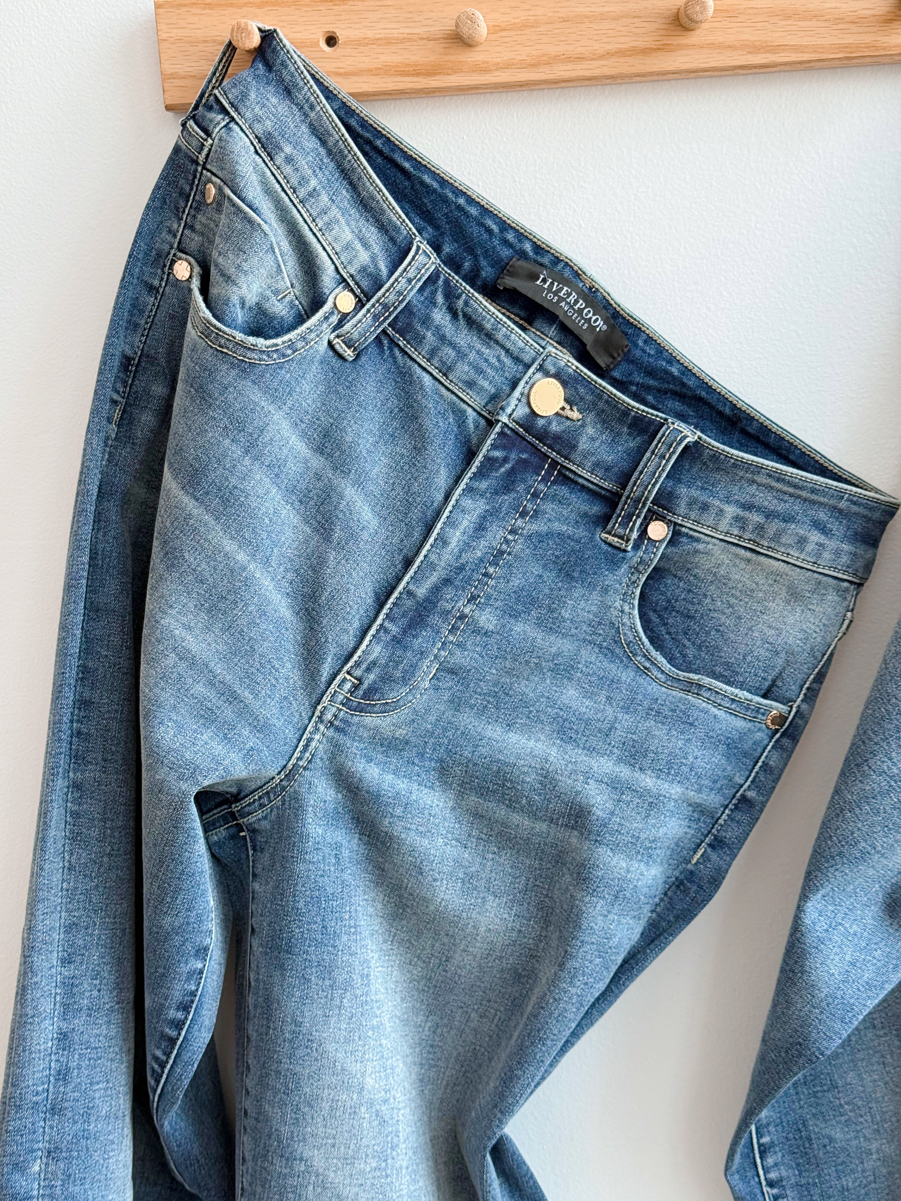 [LIVERPOOL] Kennedy Jean - OASIS - willows clothing Straight Leg