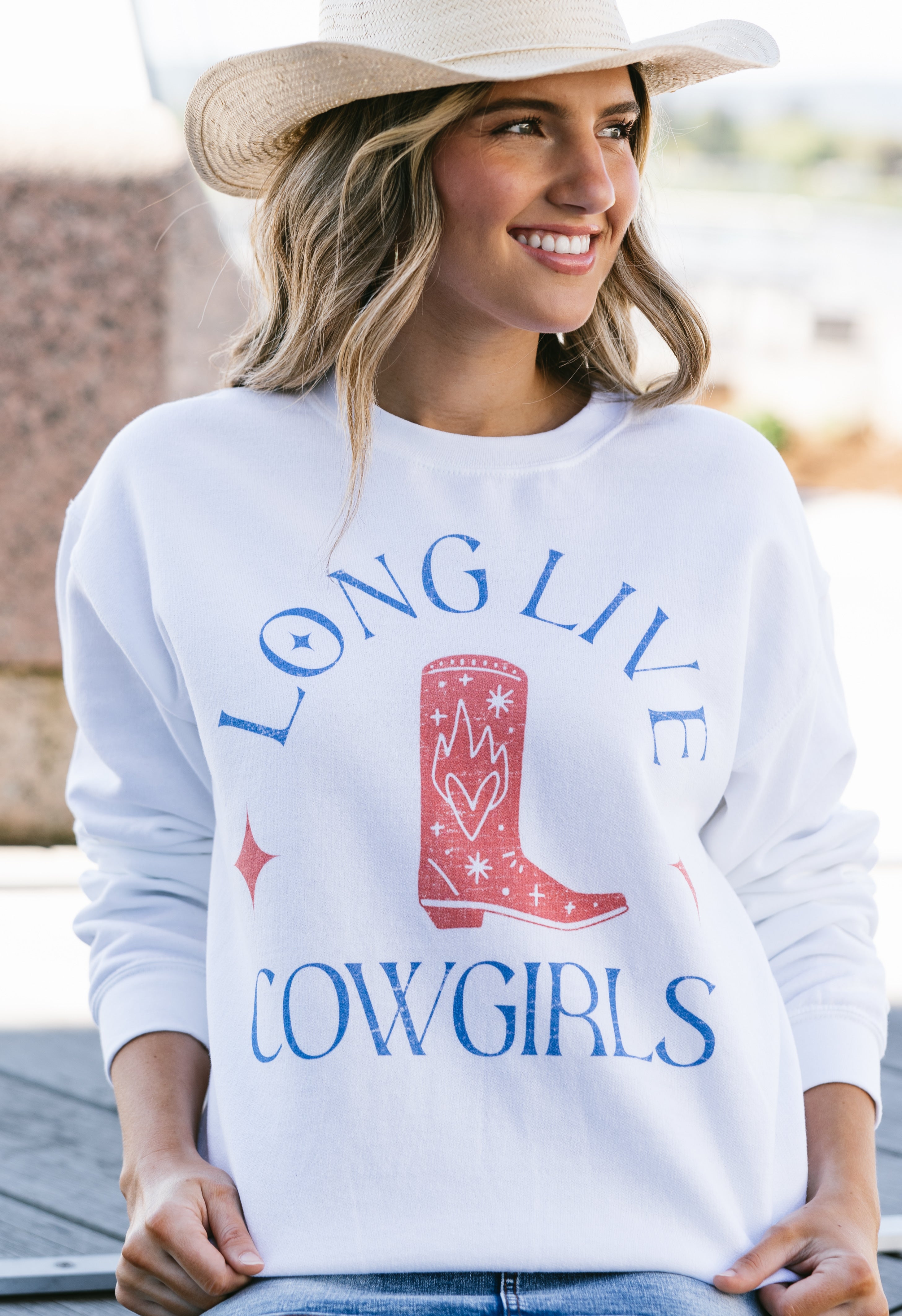 Long Live Cowgirls Sweatshirt - WHITE - willows clothing SWEATSHIRT