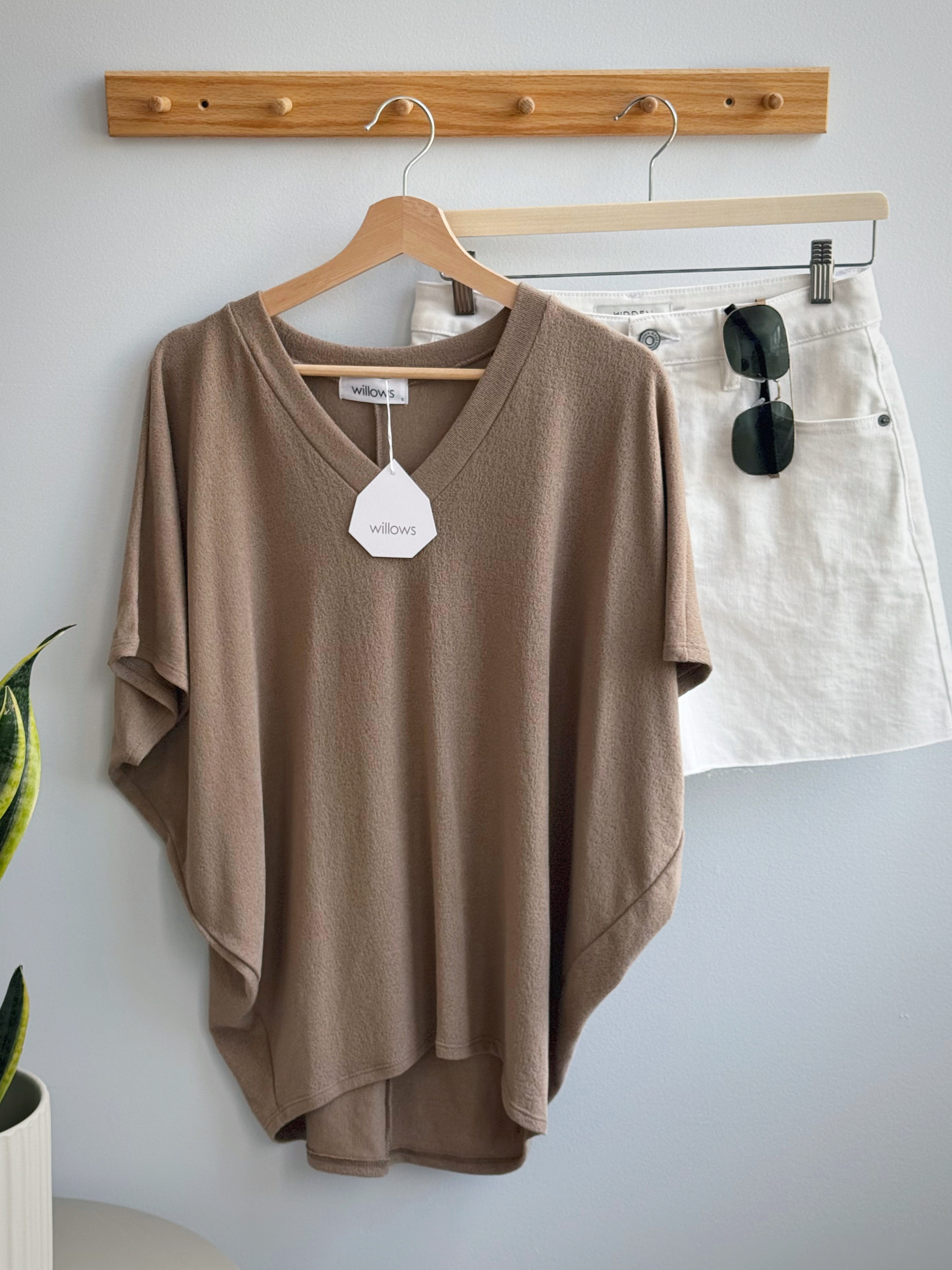 Lori V - Neck Tee - DESERT TAUPE - willows clothing S/S SHIRT