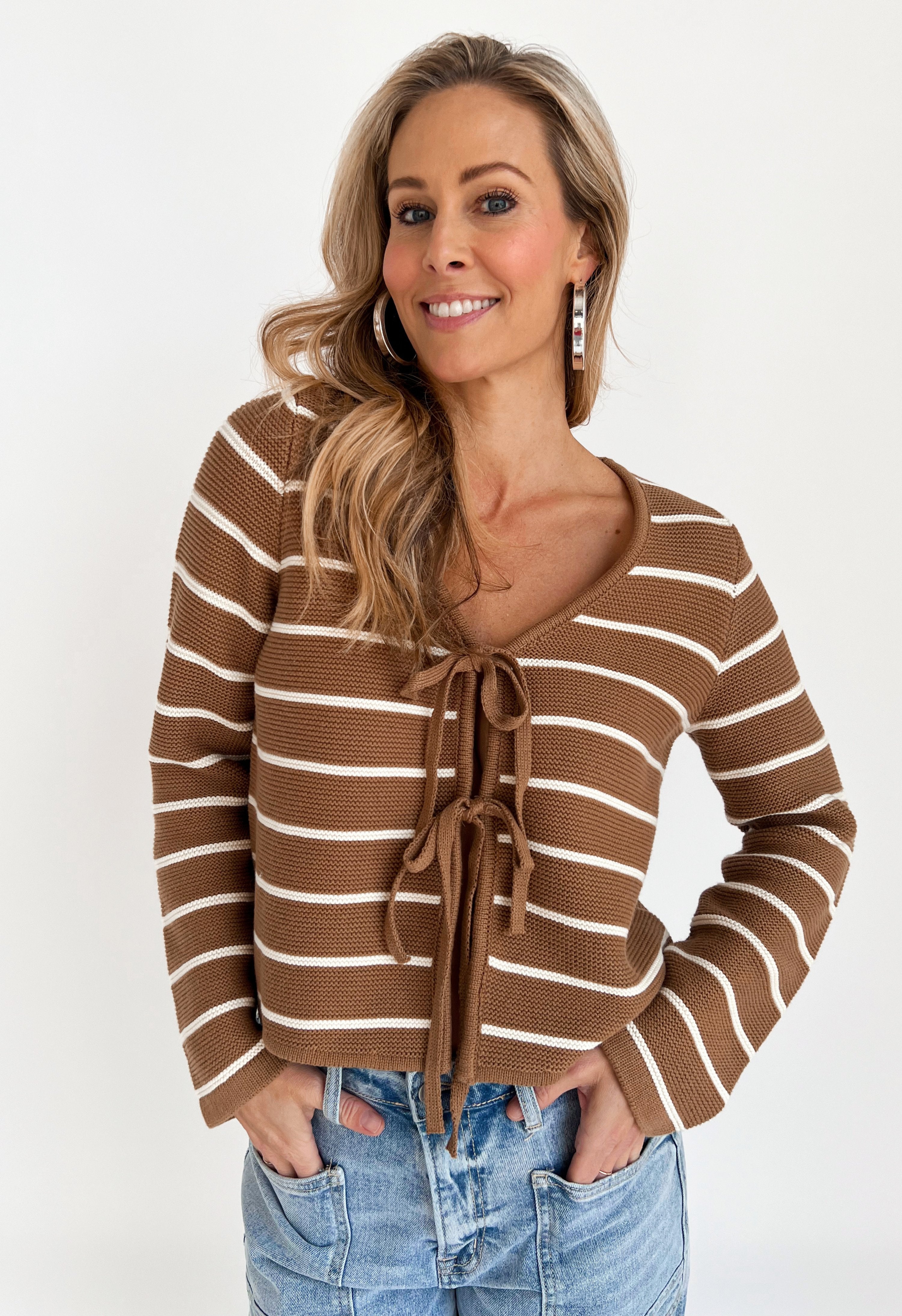 Lost In Thought Sweater - MOCHA/WHITE - willows clothing SWEATER