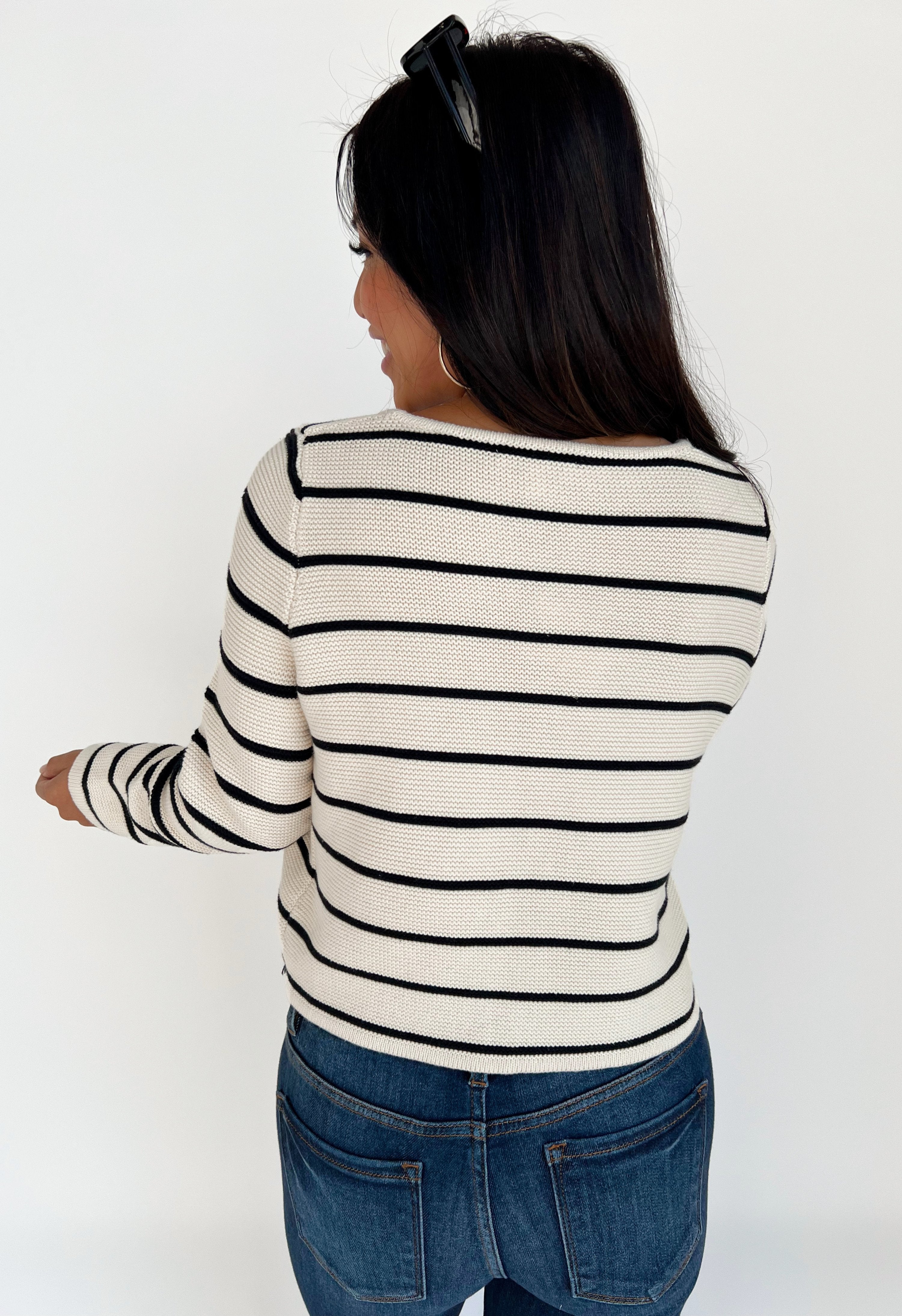 Lost In Thought Sweater - WHITE/BLACK - willows clothing SWEATER