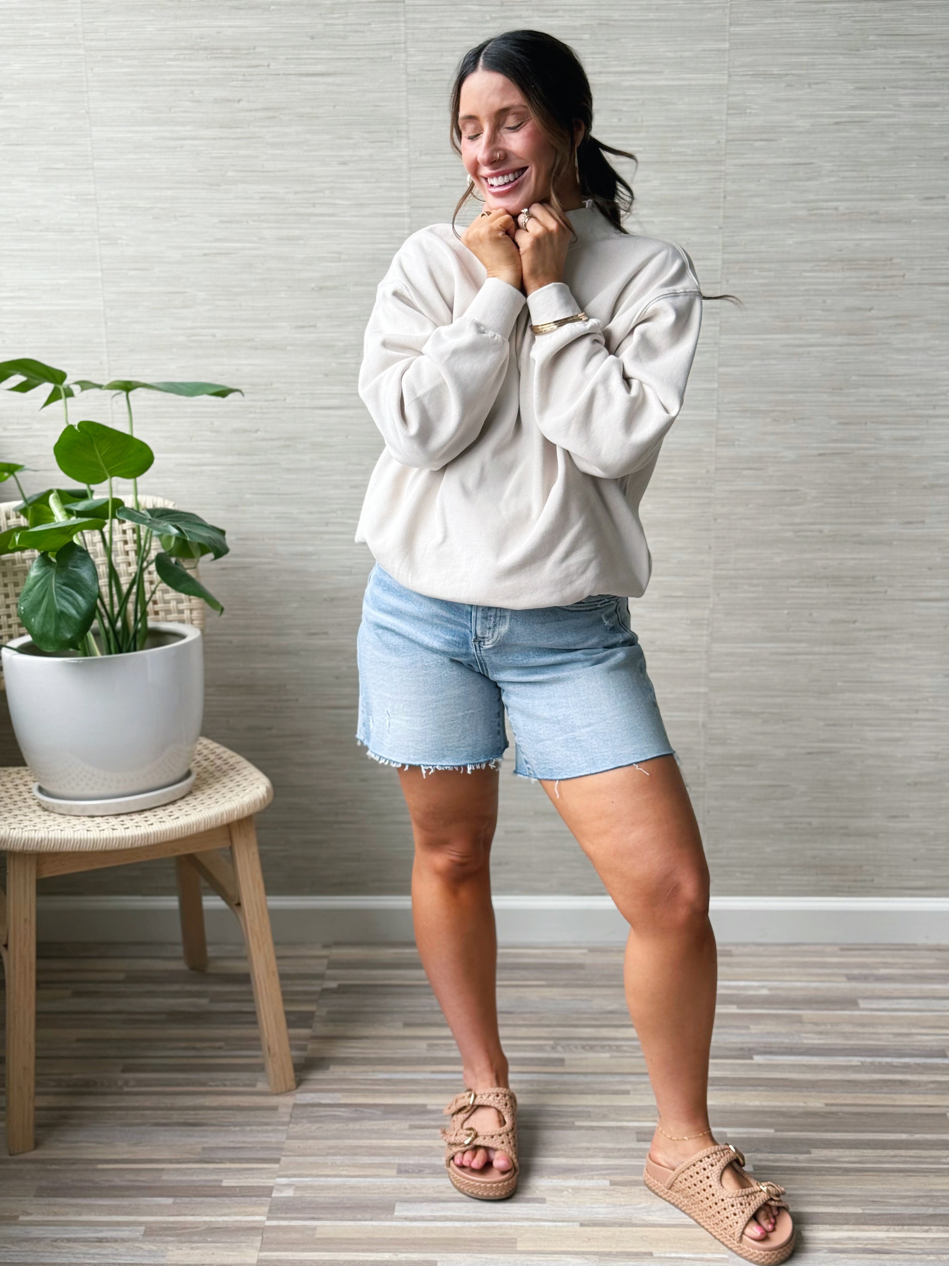 Lucas Sweatshirt - BEIGE - willows clothing SWEATSHIRT