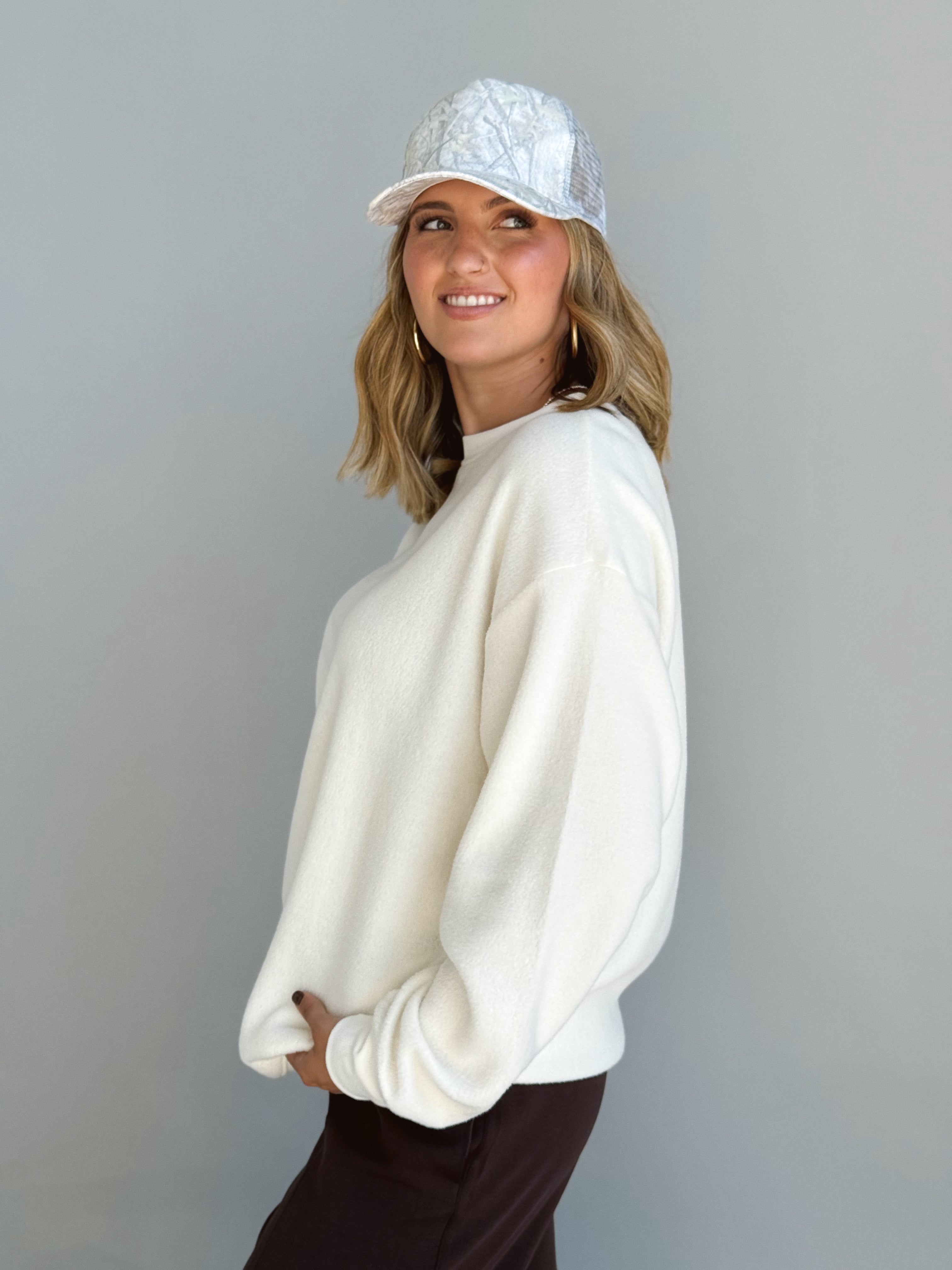 Lyndon Sweatshirt - CREAM - willows clothing SWEATSHIRT