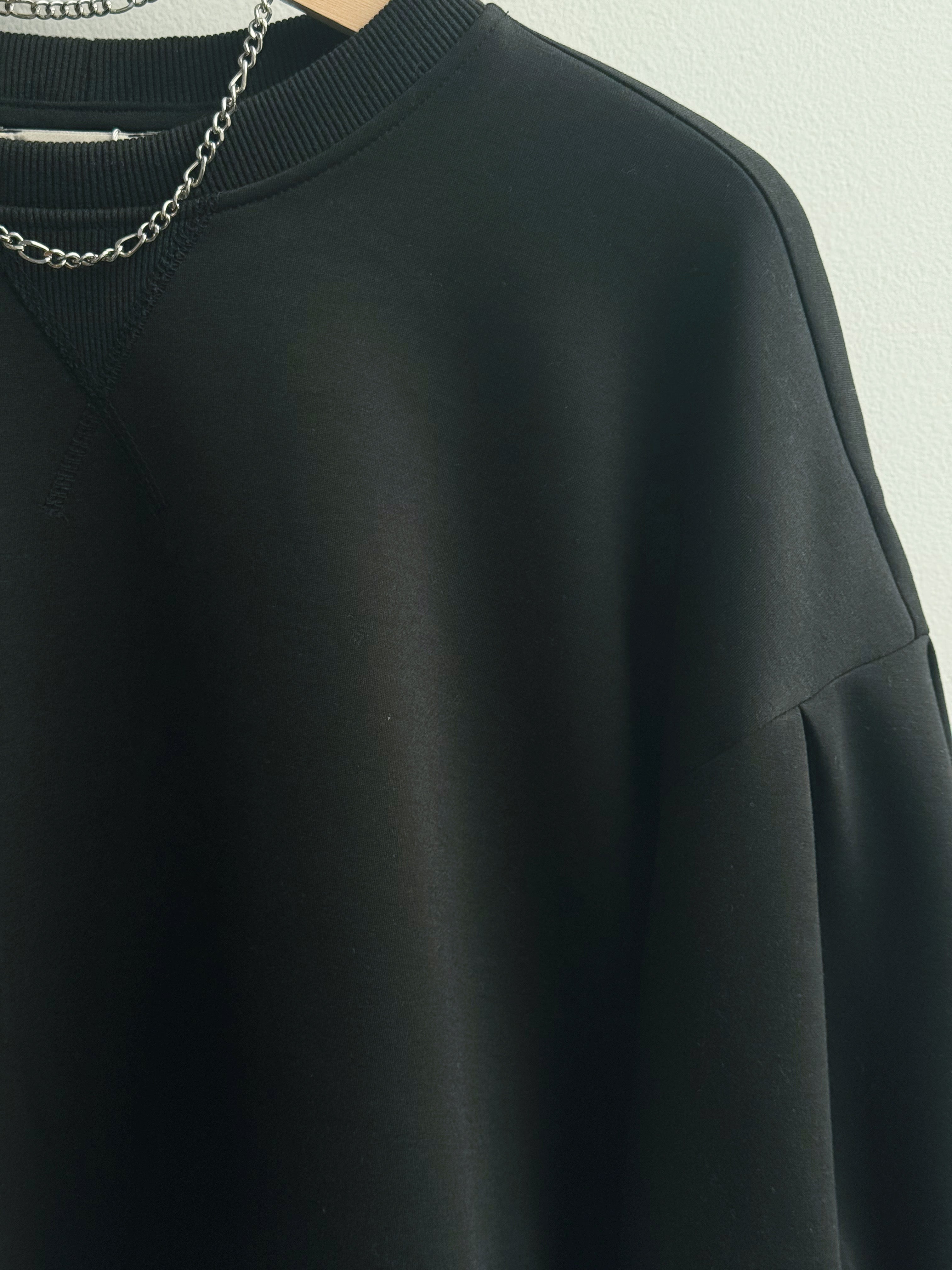Maia Sweatshirt - BLACK - willows clothing SWEATSHIRT