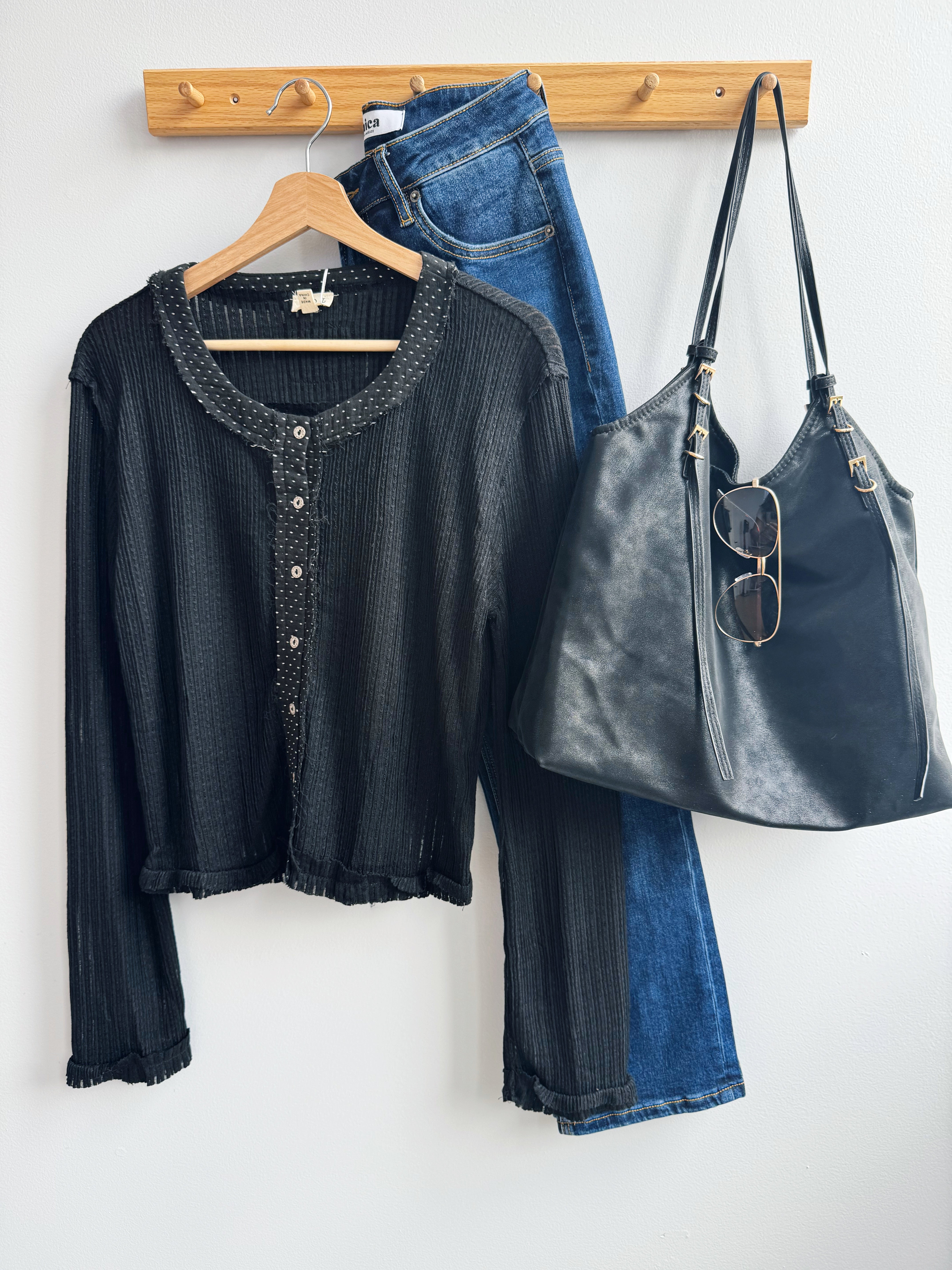 Mini Mouse Top - BLACK - willows clothing L/S SHIRT
