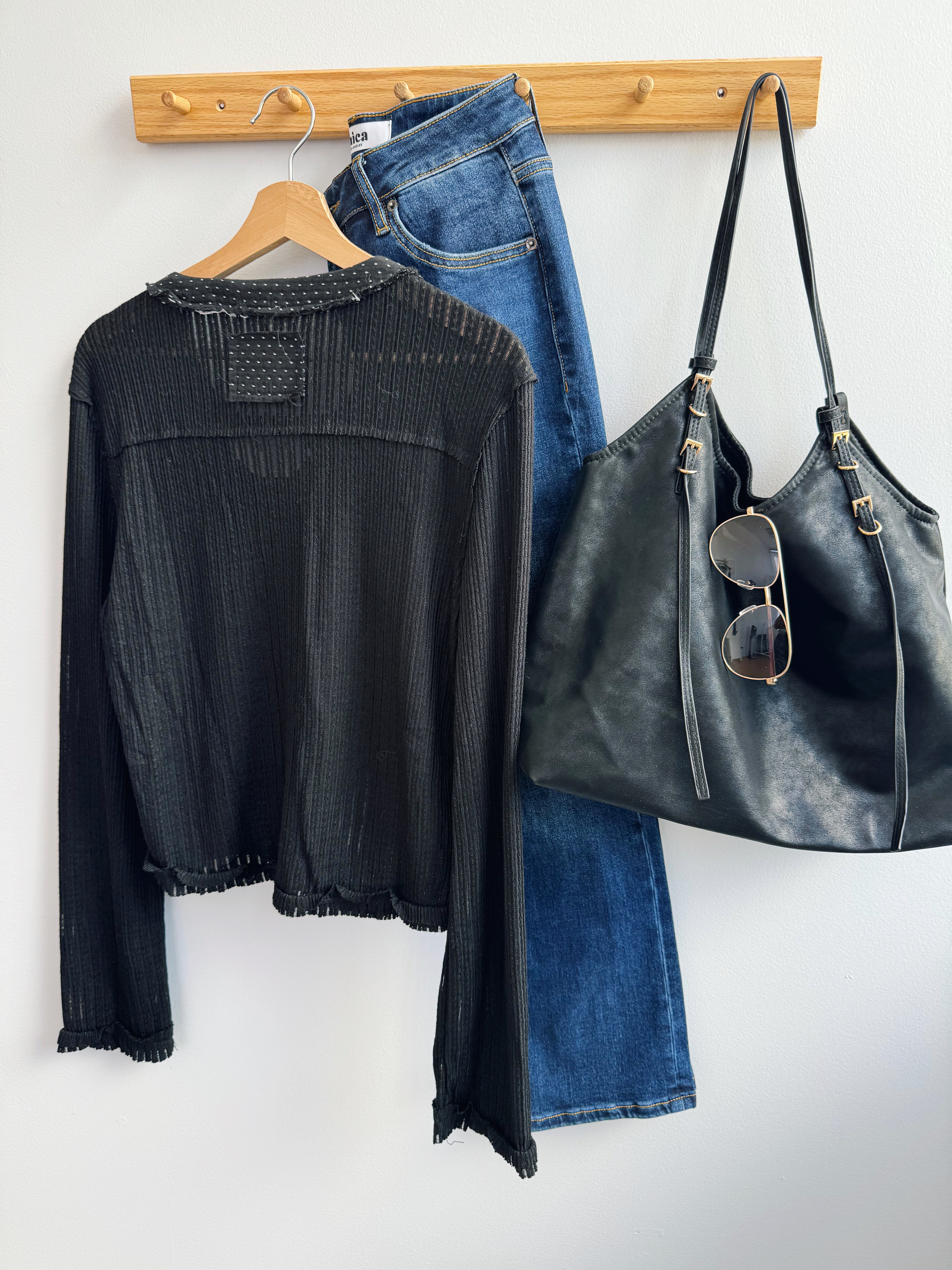 Mini Mouse Top - BLACK - willows clothing L/S SHIRT