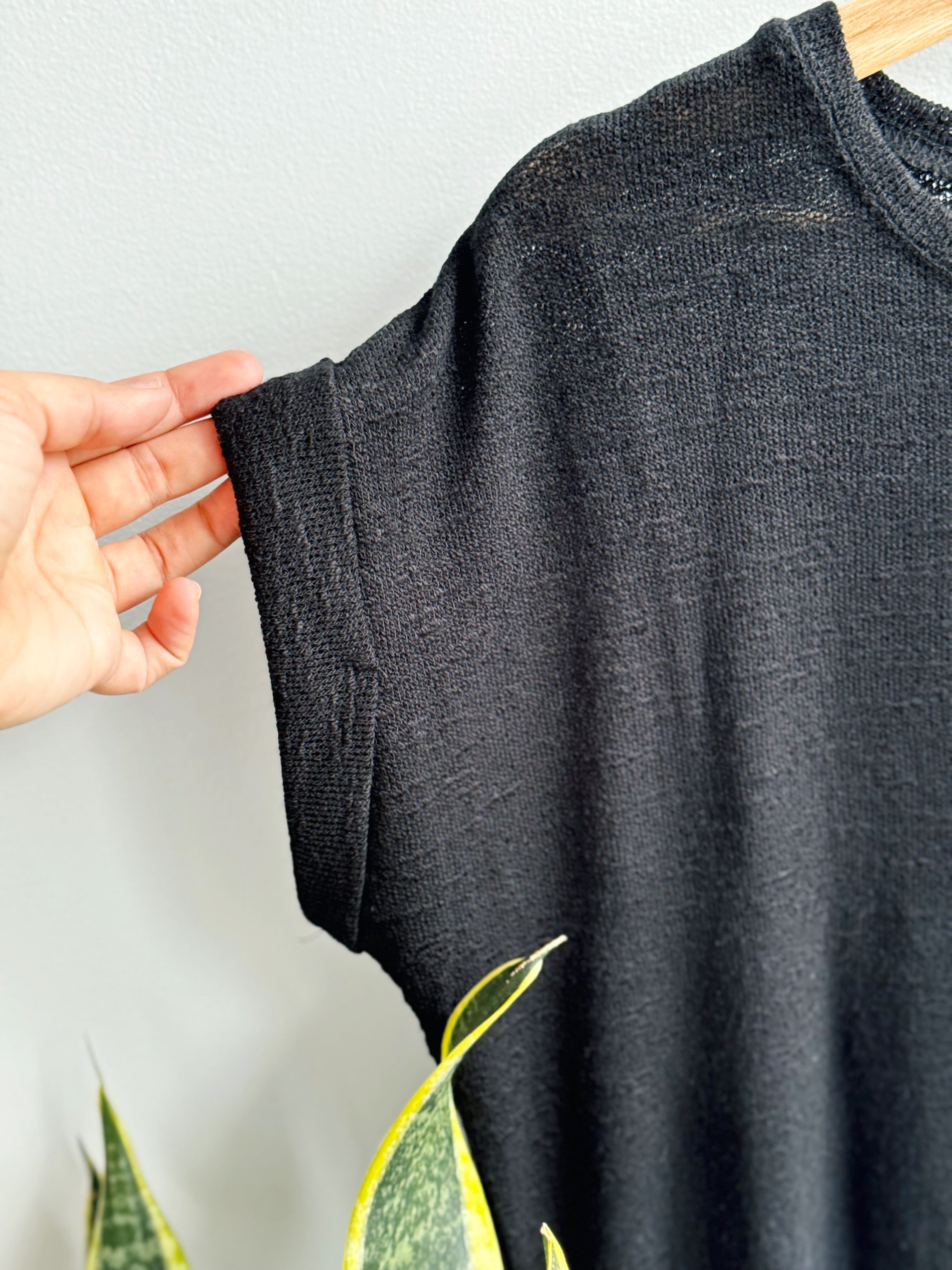 Misty Tee - BLACK - willows clothing S/S SHIRT