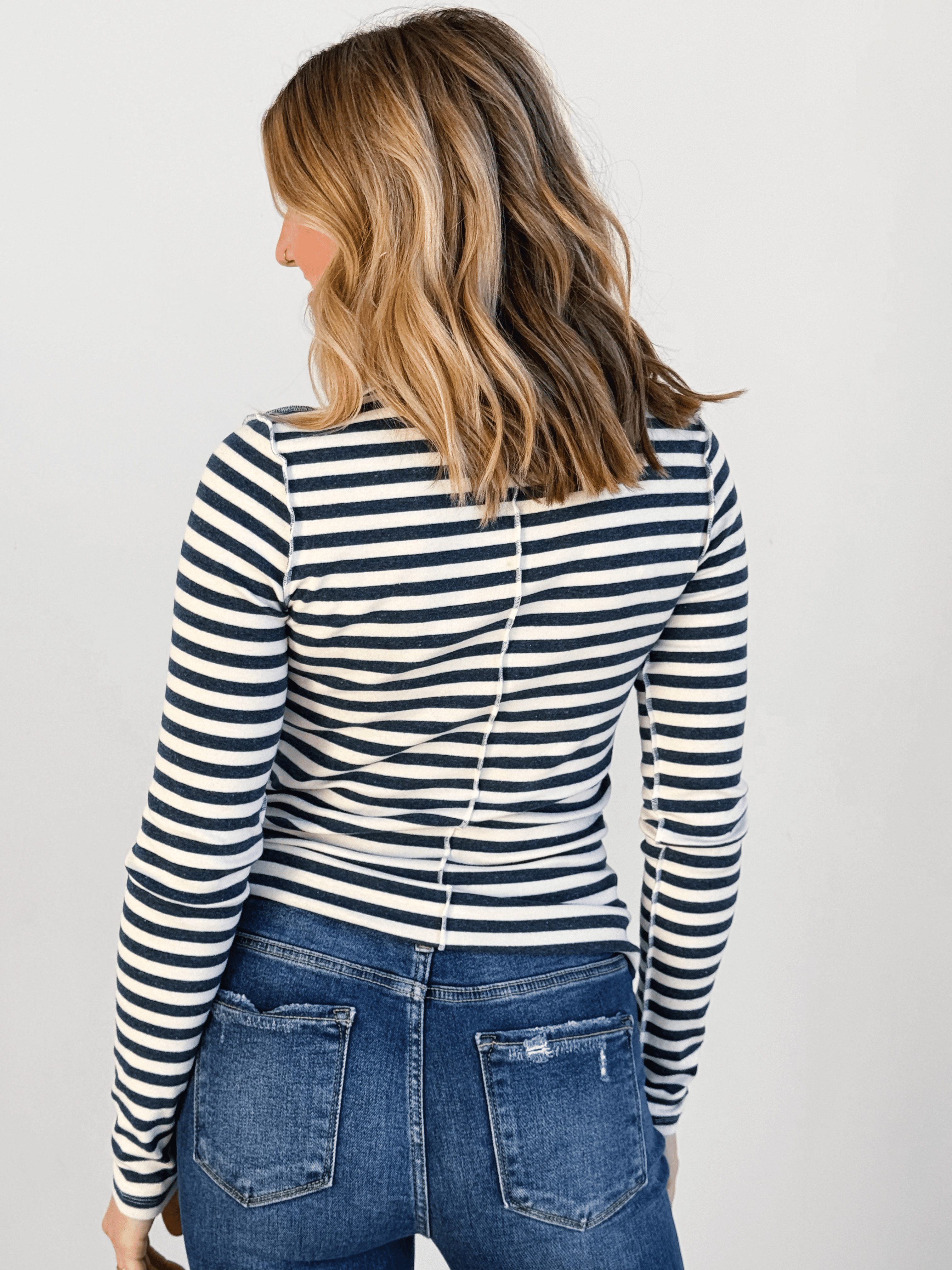 Reed Turtleneck Top - IVORY/NAVY - willows clothing L/S SHIRT