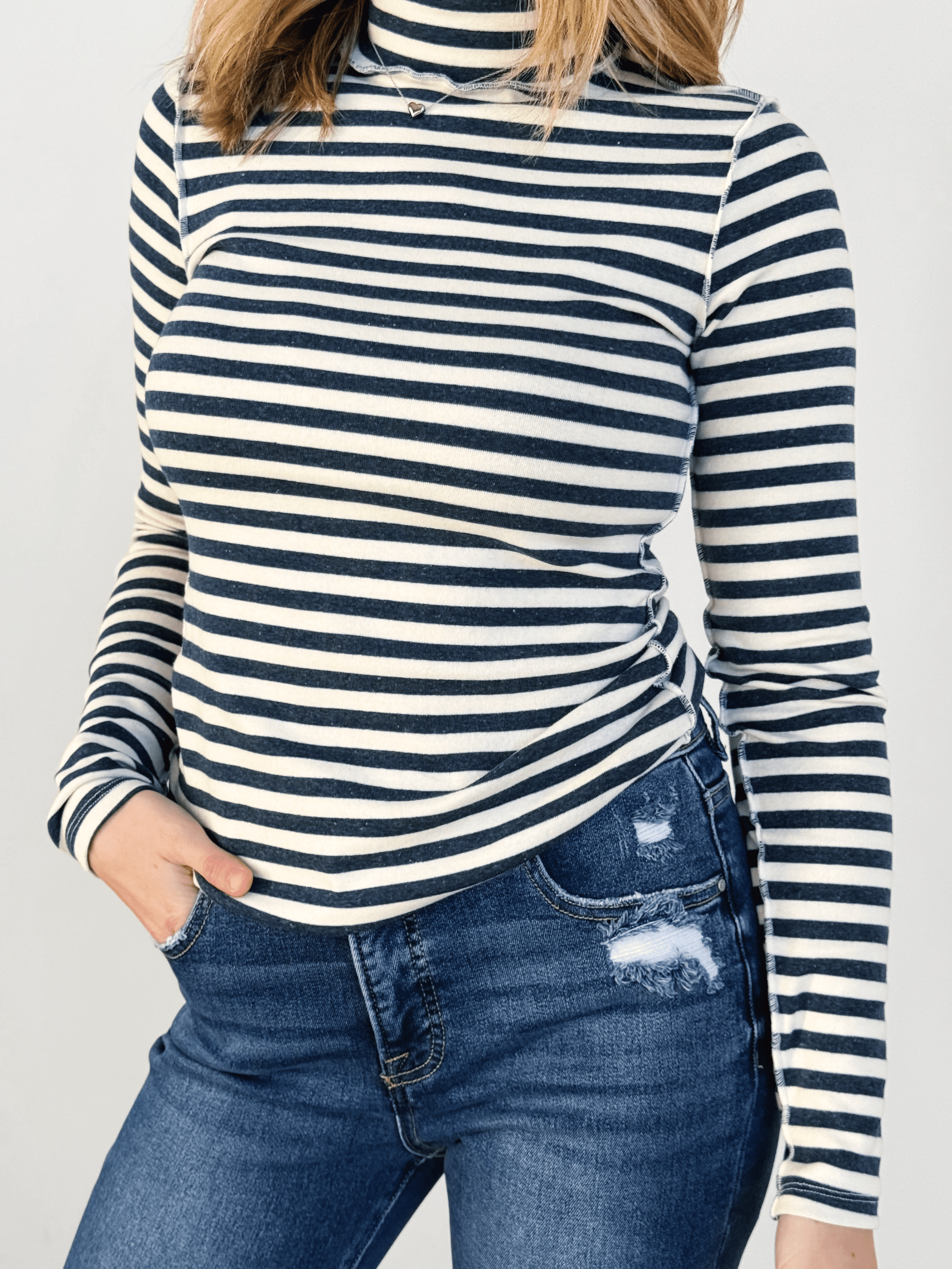 Reed Turtleneck Top - IVORY/NAVY - willows clothing L/S SHIRT