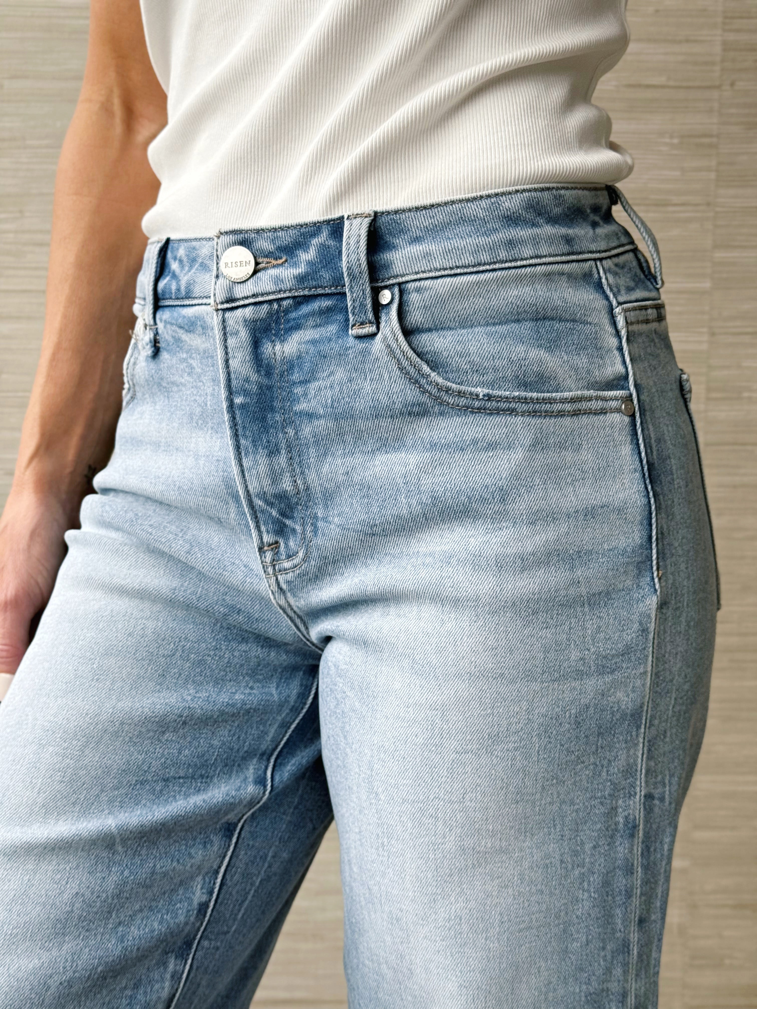[RISEN] Bradley Jean - LIGHT - willows clothing Boyfriend Jeans