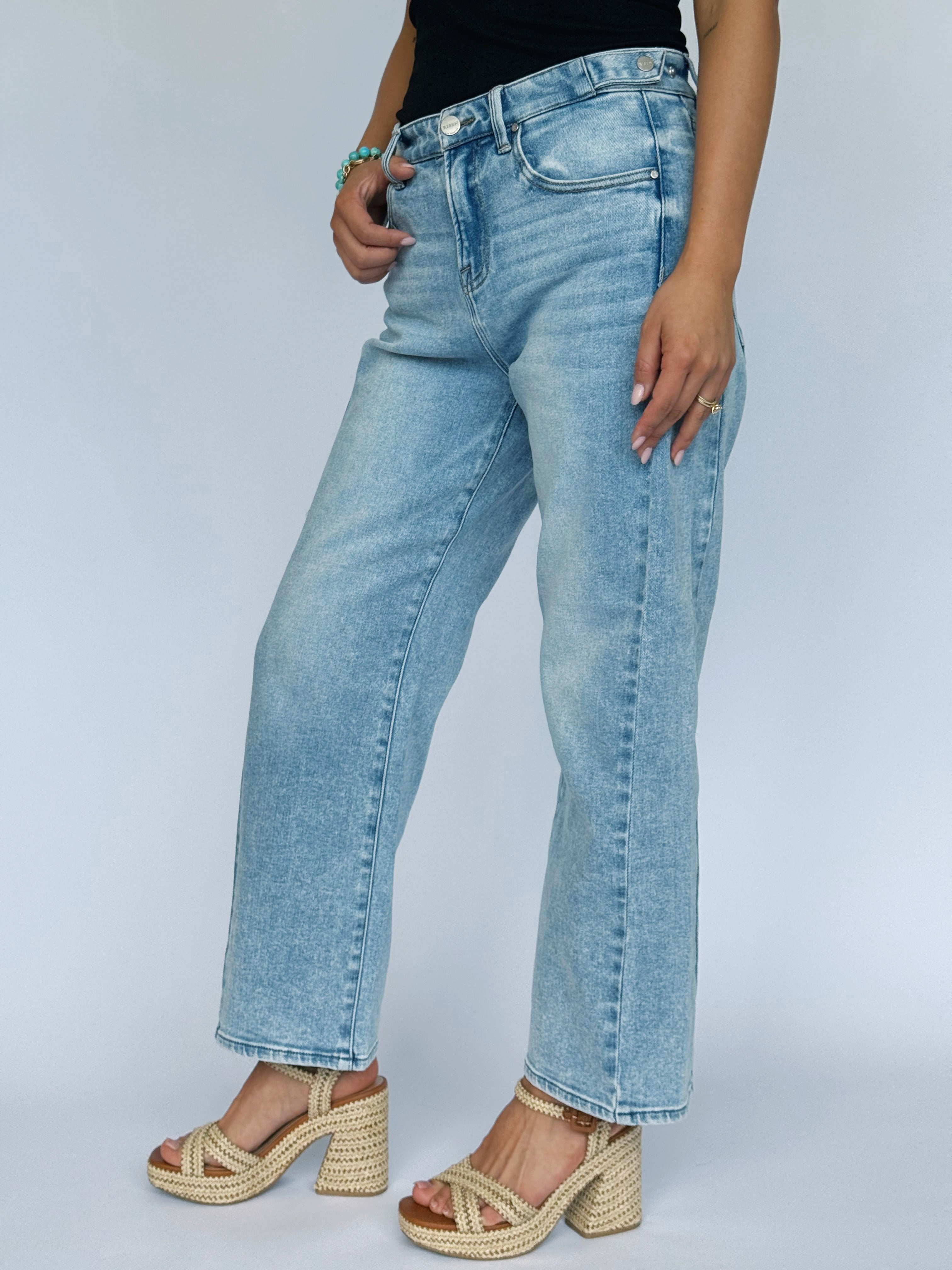 [RISEN] Darby Jean - LIGHT - willows clothing BARREL JEAN
