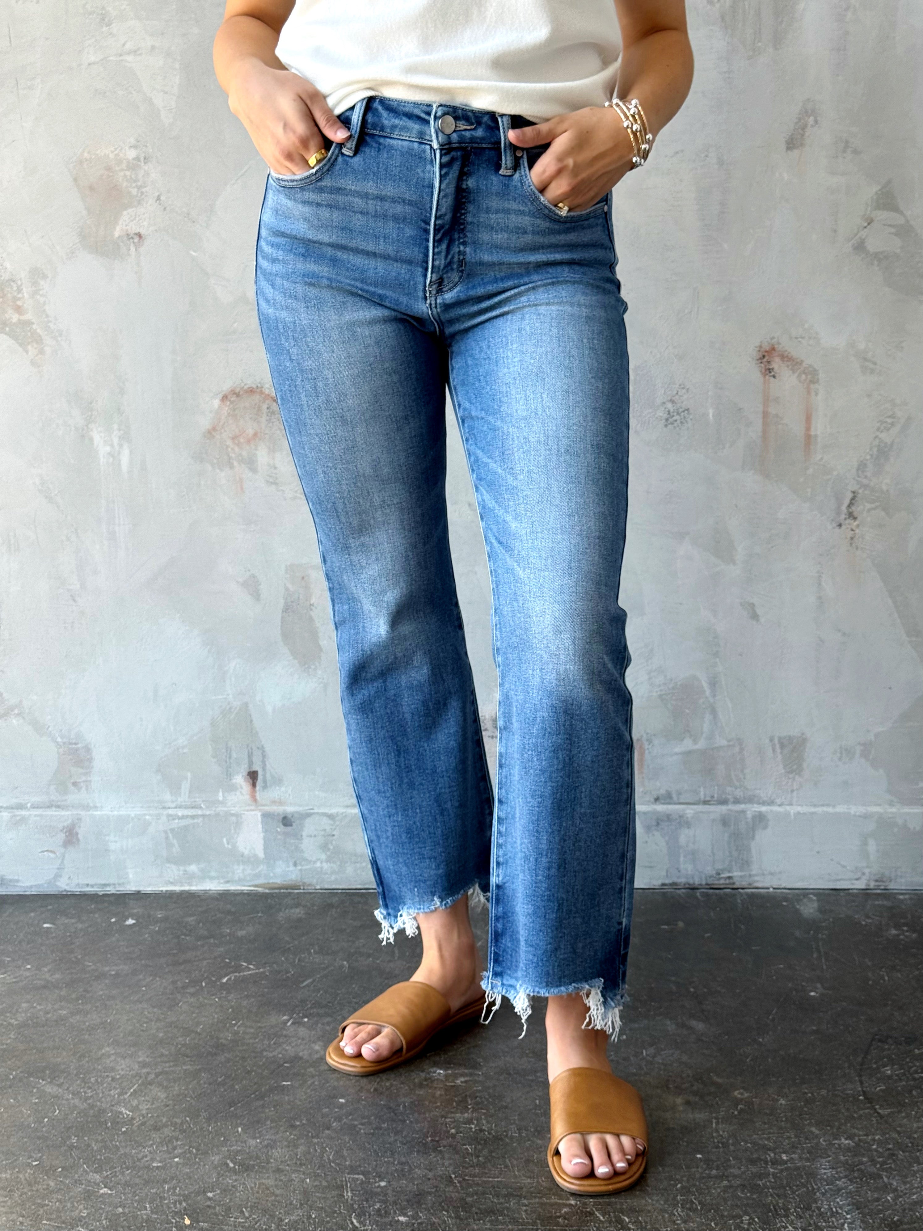 [RISEN] Deb Jean - MEDIUM - willows clothing CROP JEAN