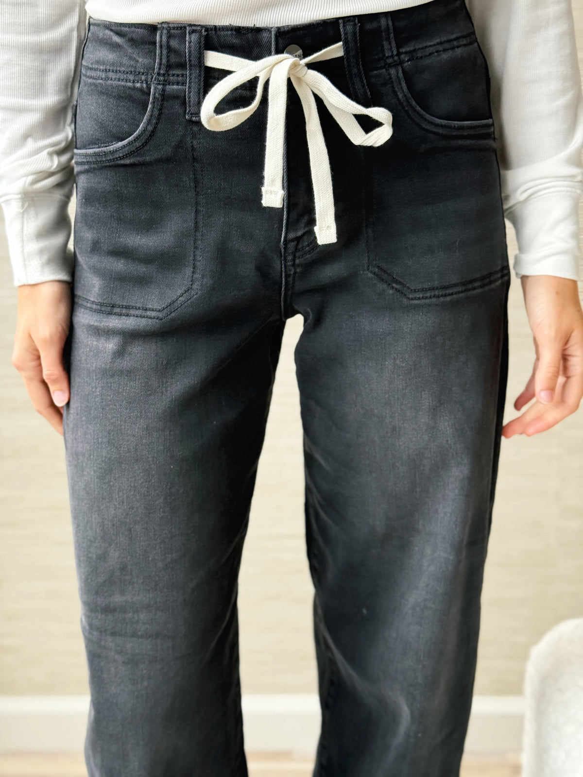 [RISEN] Erin Wide-Leg Jeans - WASHED BLACK - willows clothing DAD JEAN