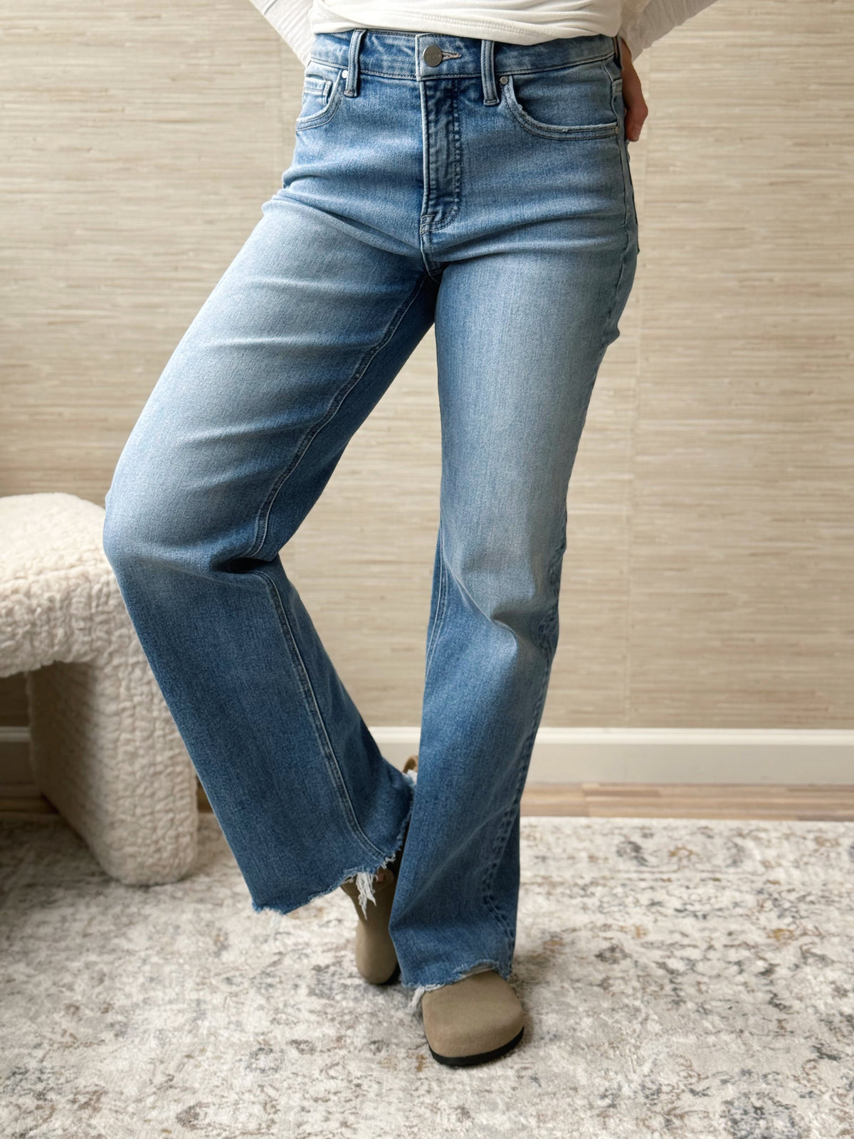 [RISEN] Moatsie Straight Leg Jean - MEDIUM - willows clothing Straight Leg