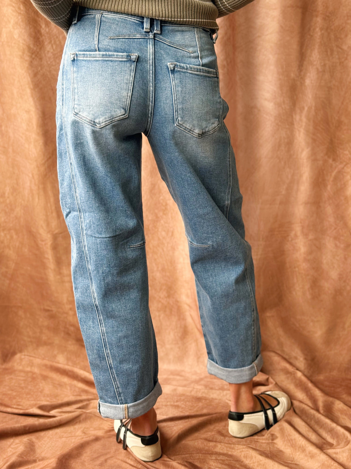 [RISEN] Ralphie Barrel Jeans - MEDIUM - willows clothing BARREL JEAN