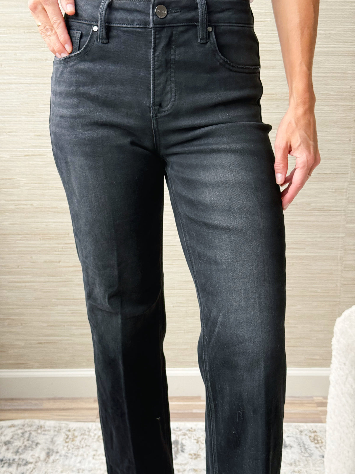 [RISEN] Thalia Jean - WASHED BLACK - willows clothing Straight Leg