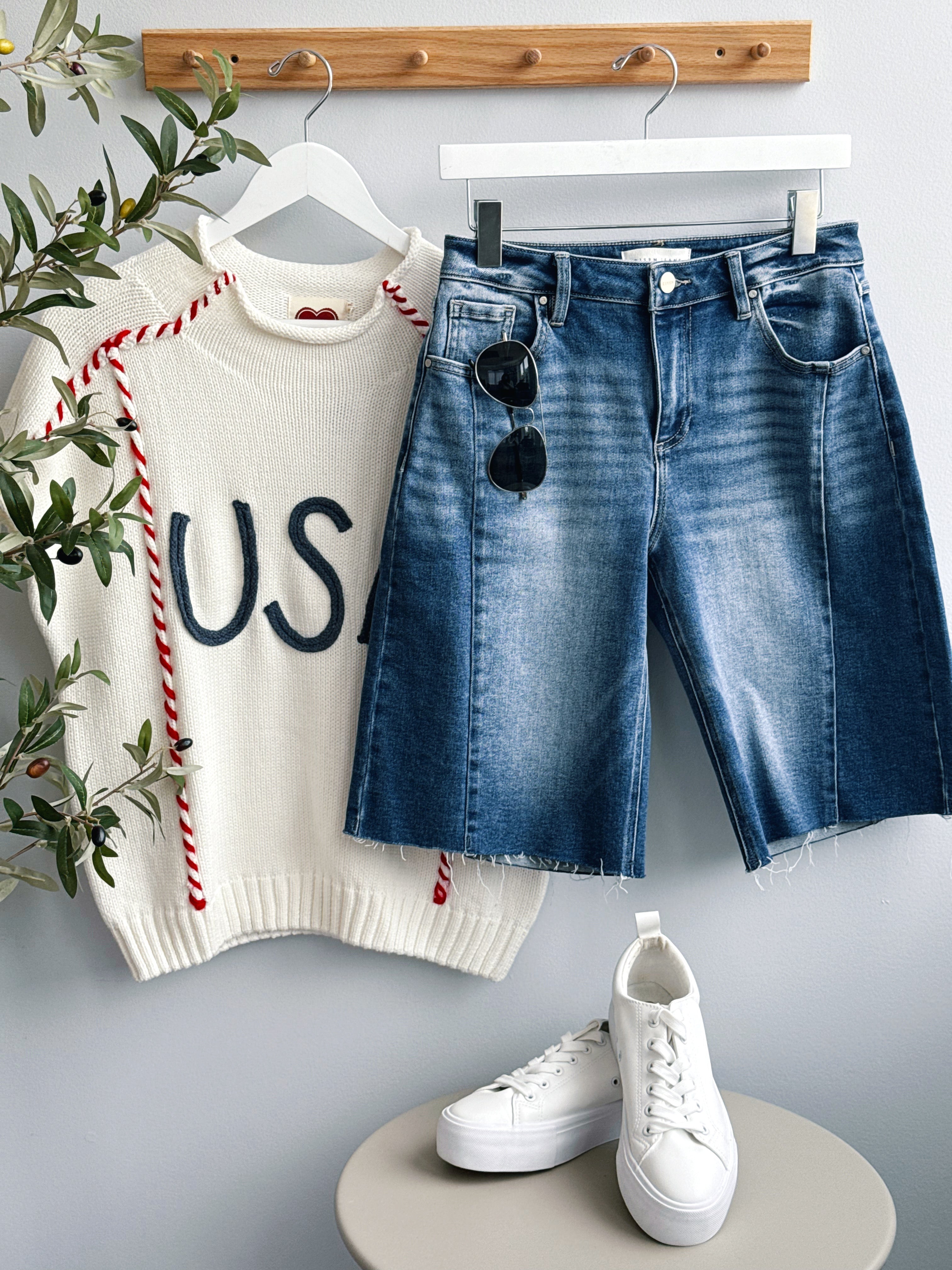 [RISEN] Truman Denim Shorts - MEDIUM - willows clothing SHORTS