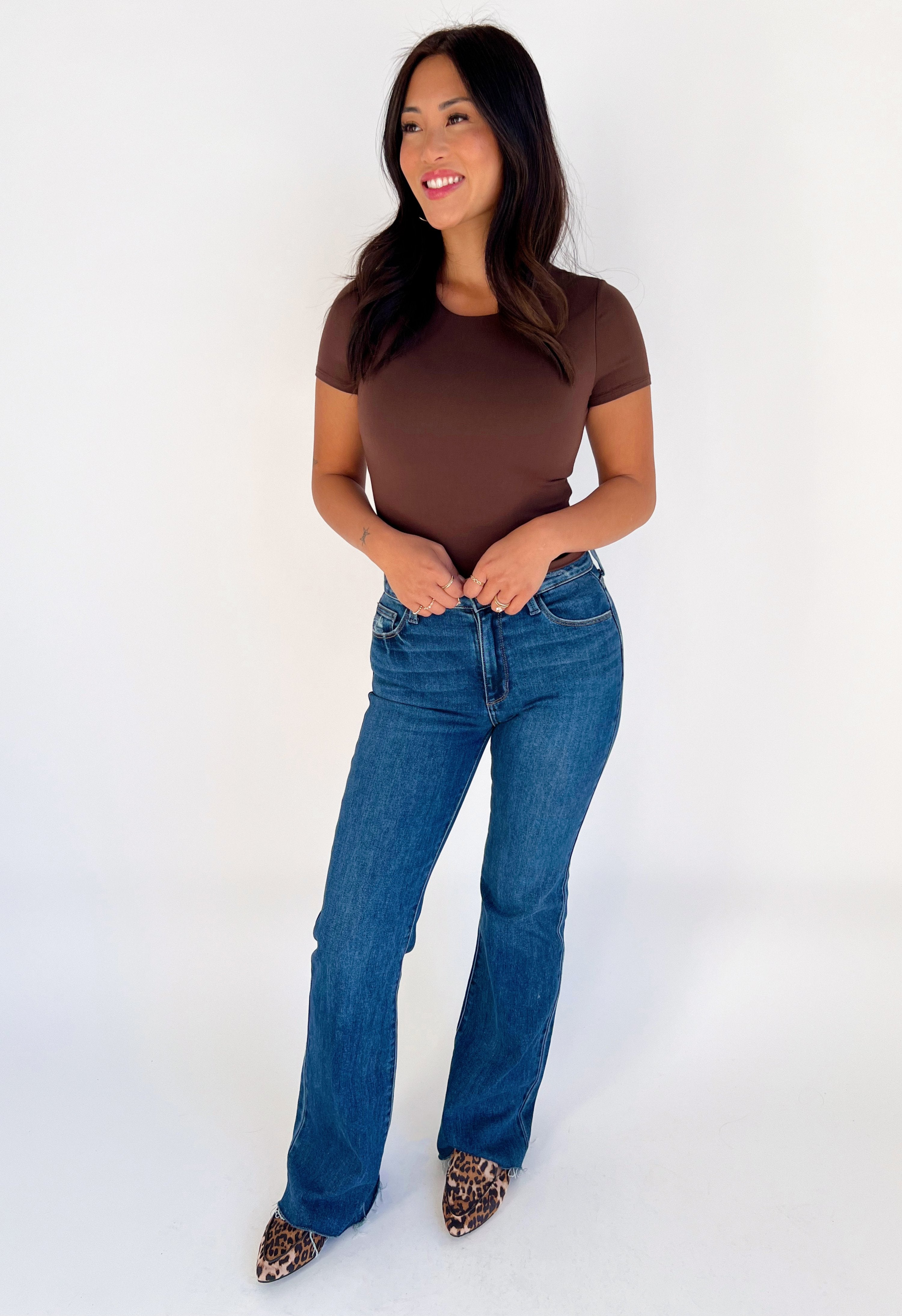 Round Neck Crop Tee - LIGHT BROWN - willows clothing S/S SHIRT