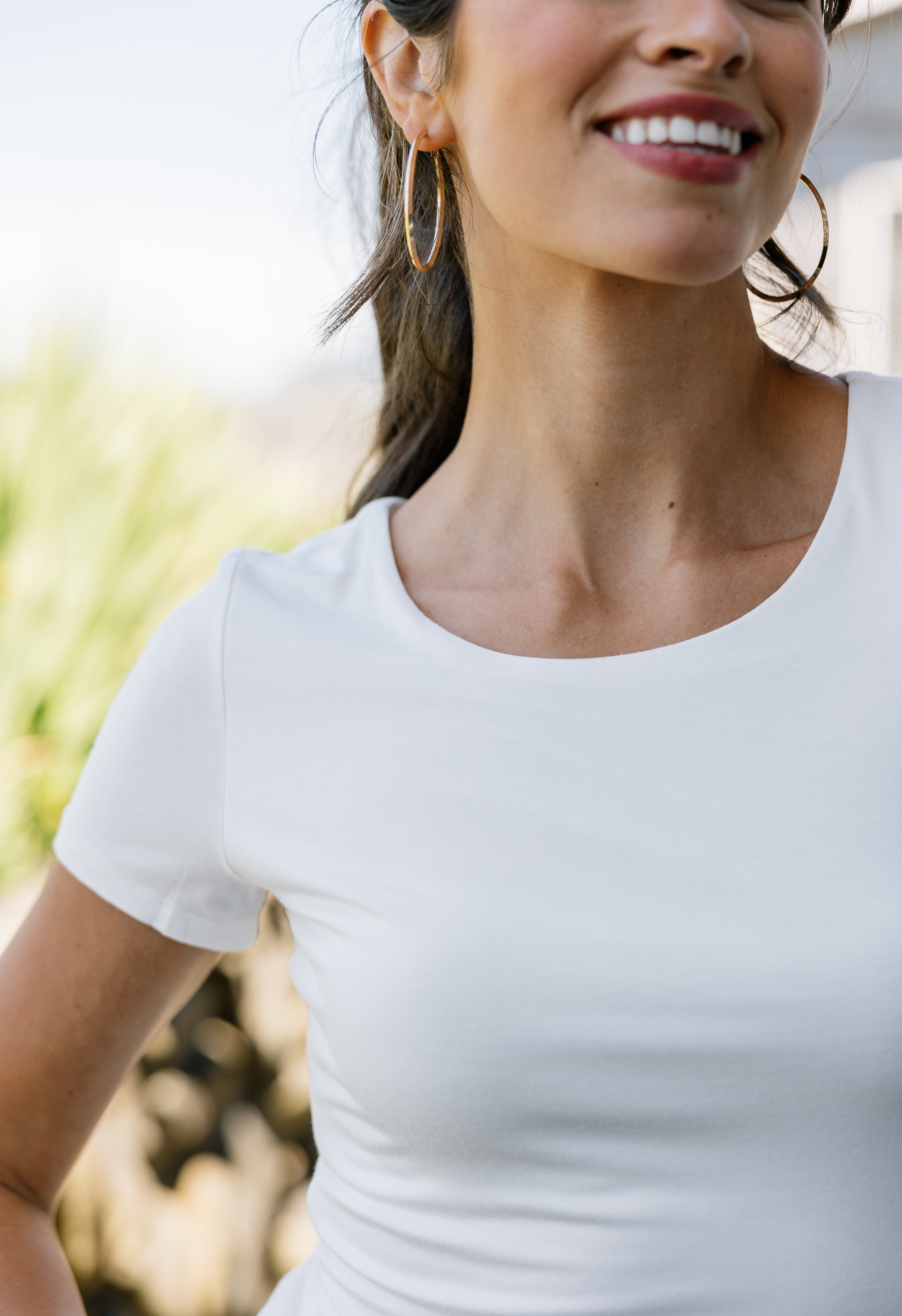 Round Neck Tee - IVORY - willows clothing S/S Shirt