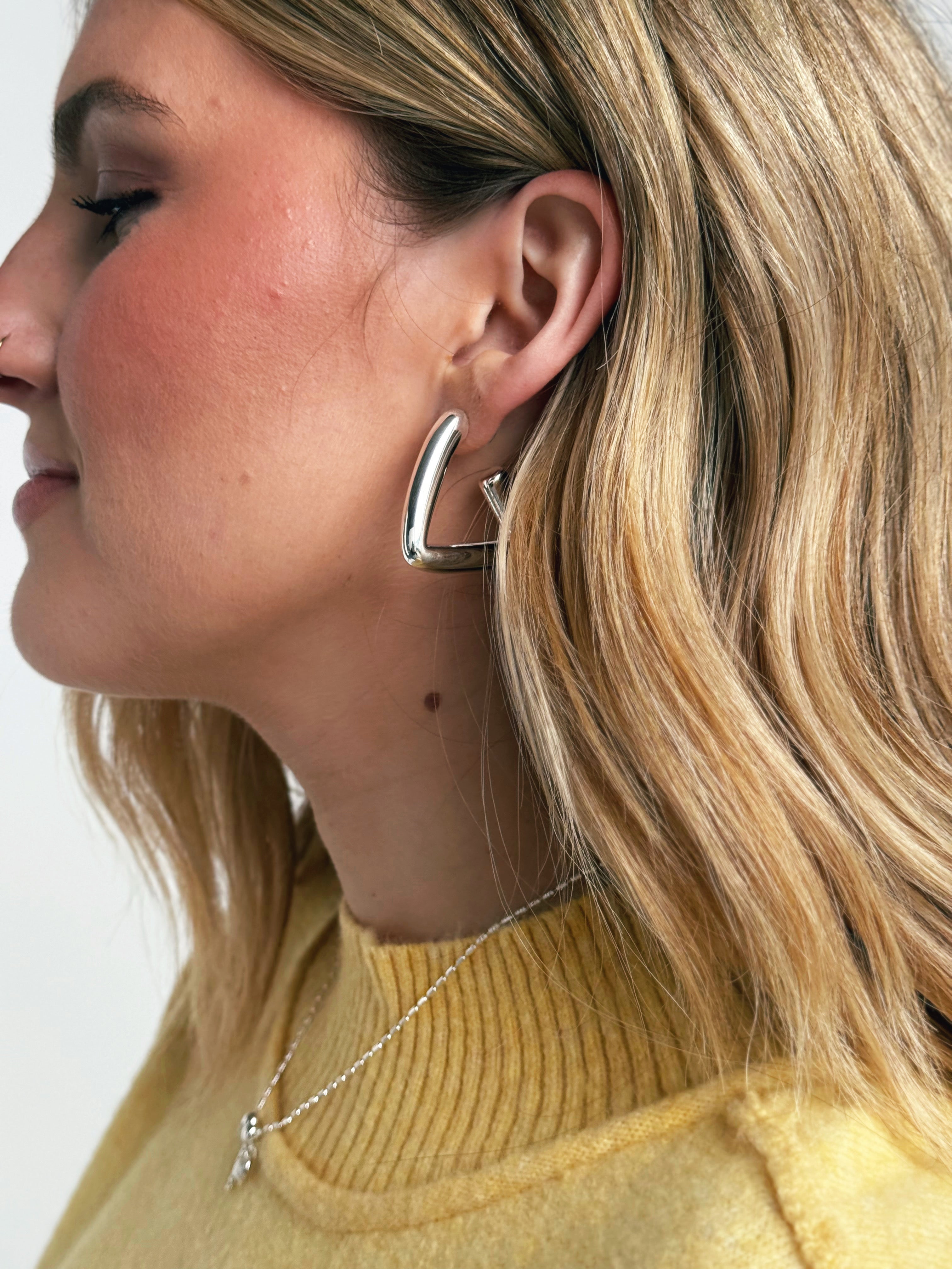 Ryn Angled Hoop Earring - SILVER - willows clothing EARRINGS