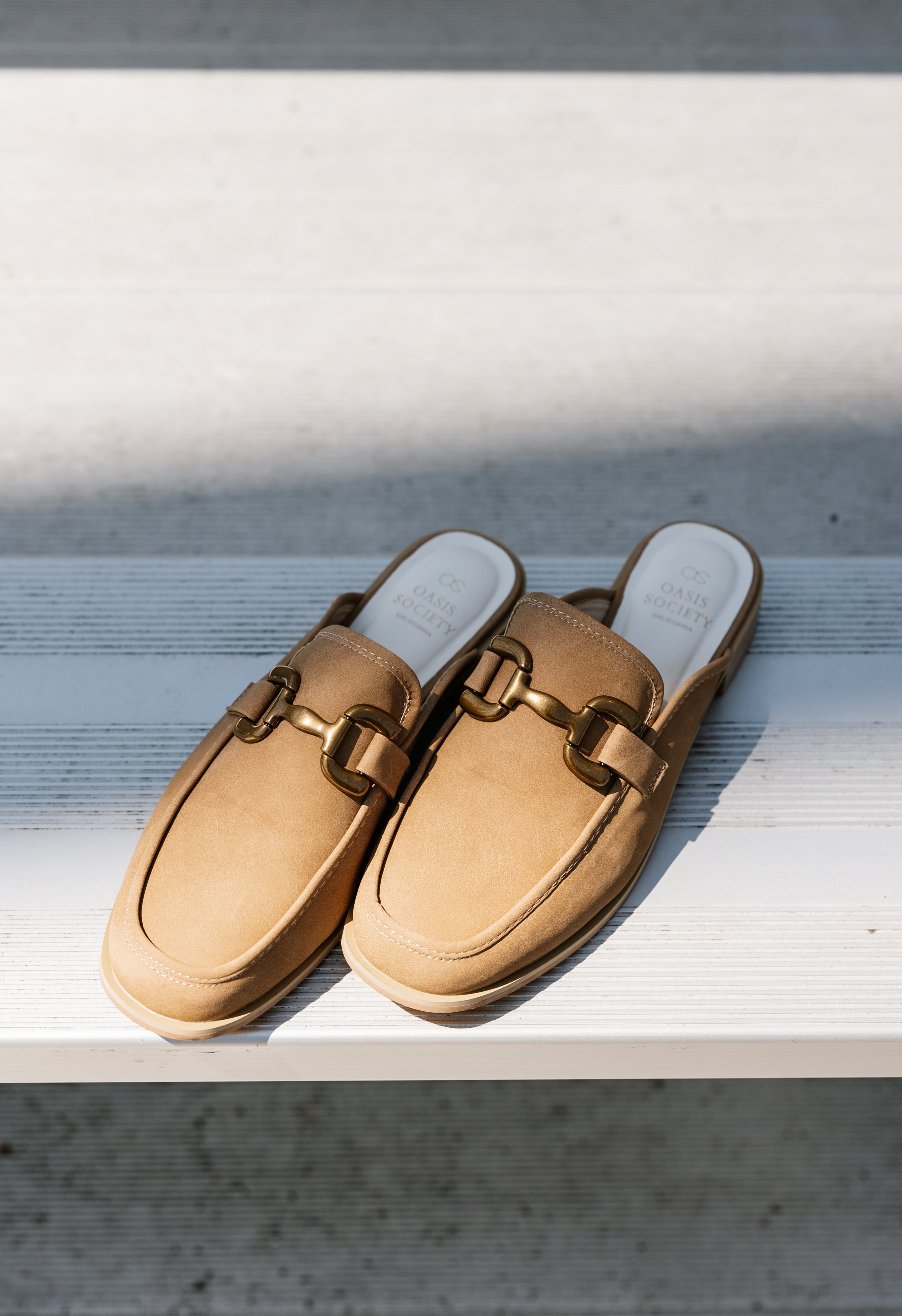 Santana Mules - CAMEL - willows clothing Flats