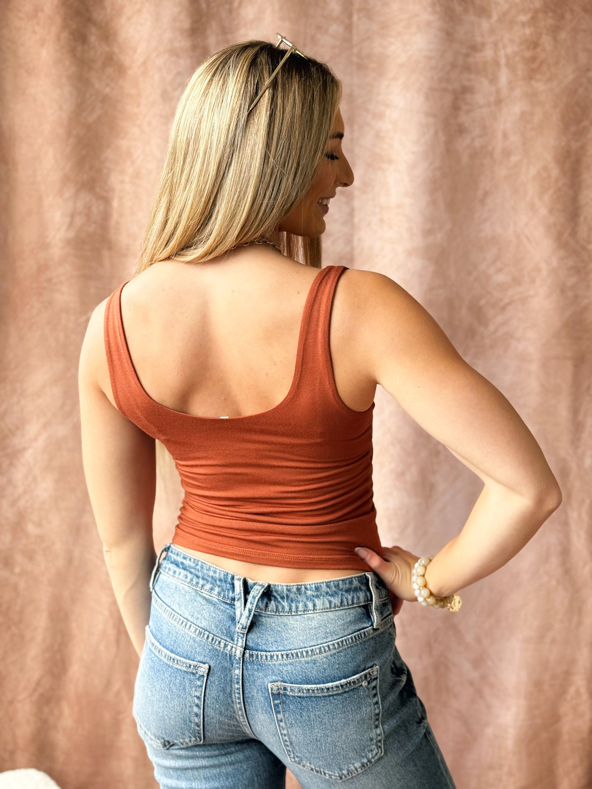 Scoop Neck Tank - RUST - willows clothing TANKS