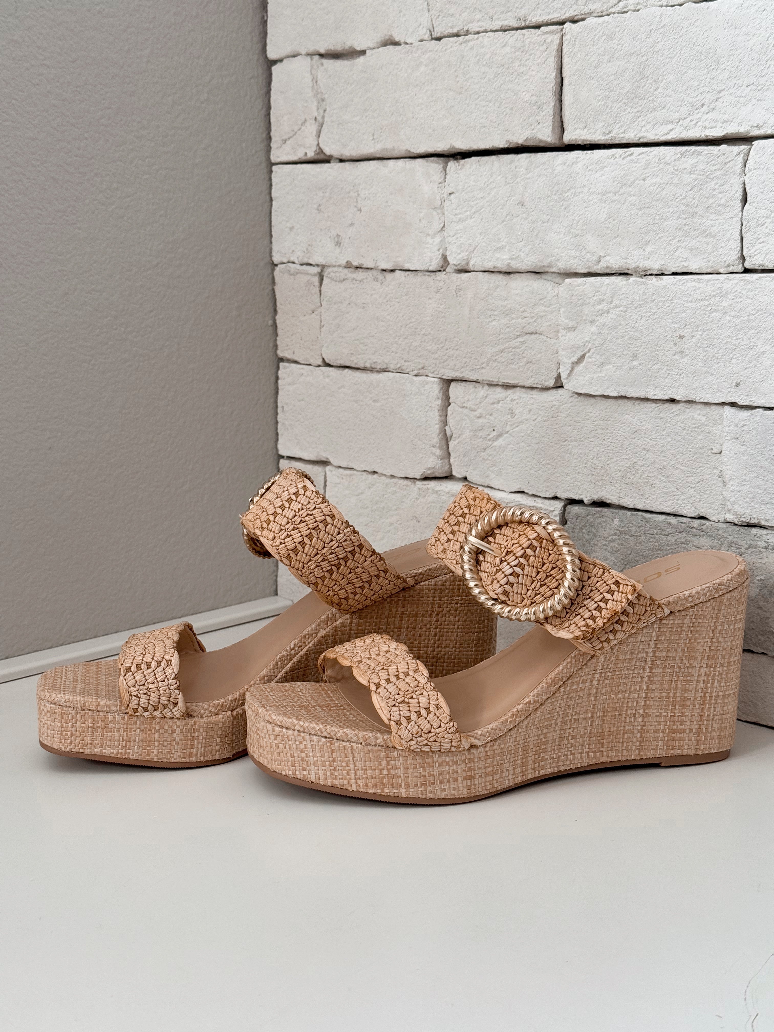 Serita Sandals - NATURAL - willows clothing SANDALS