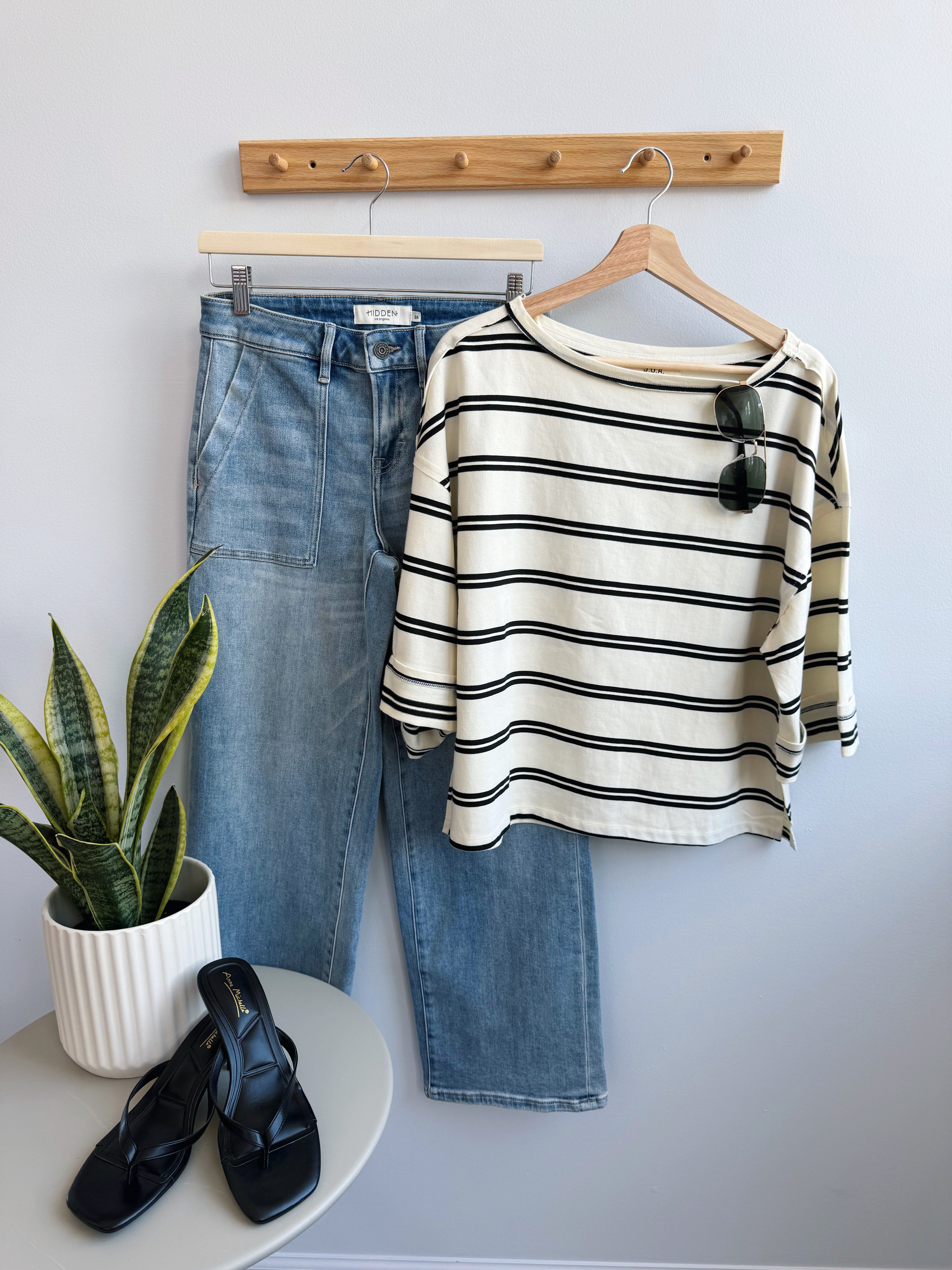 Shay Tee - CREAM - willows clothing S/S SHIRT