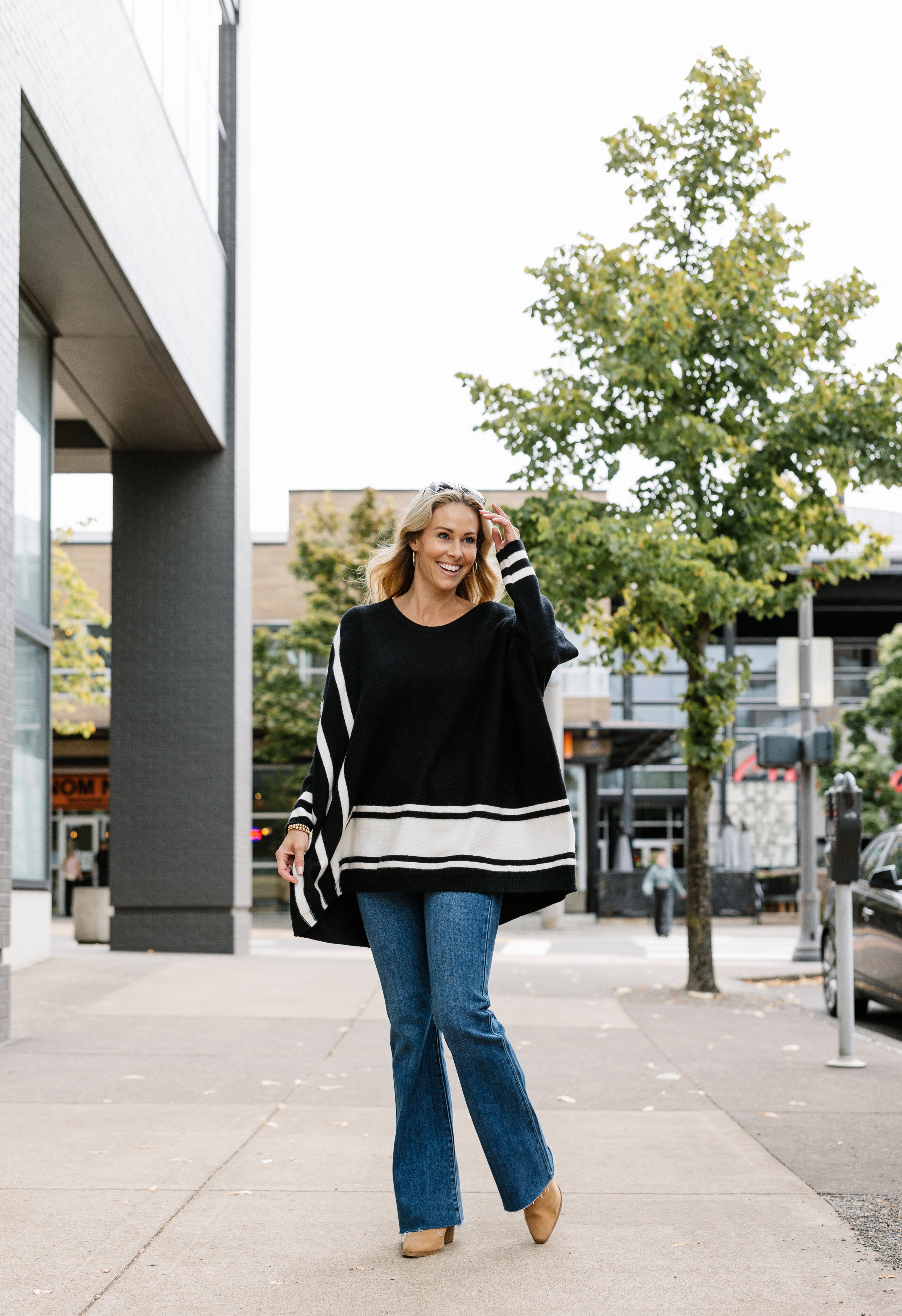 Silver Lining Sweater - BLACK/IVORY - willows clothing SWEATER