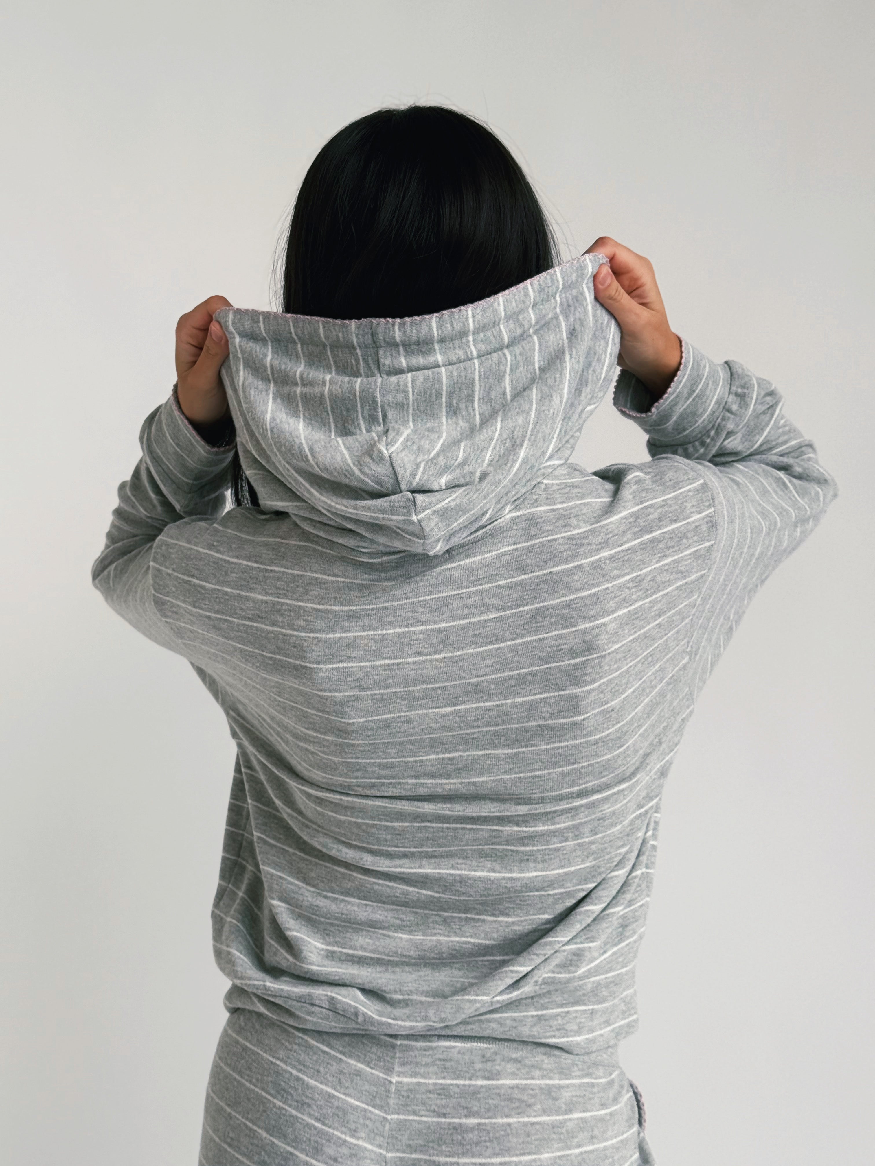 Sweet Nothings Sweatshirt - HEATHER GREY - willows clothing SWEATSHIRT