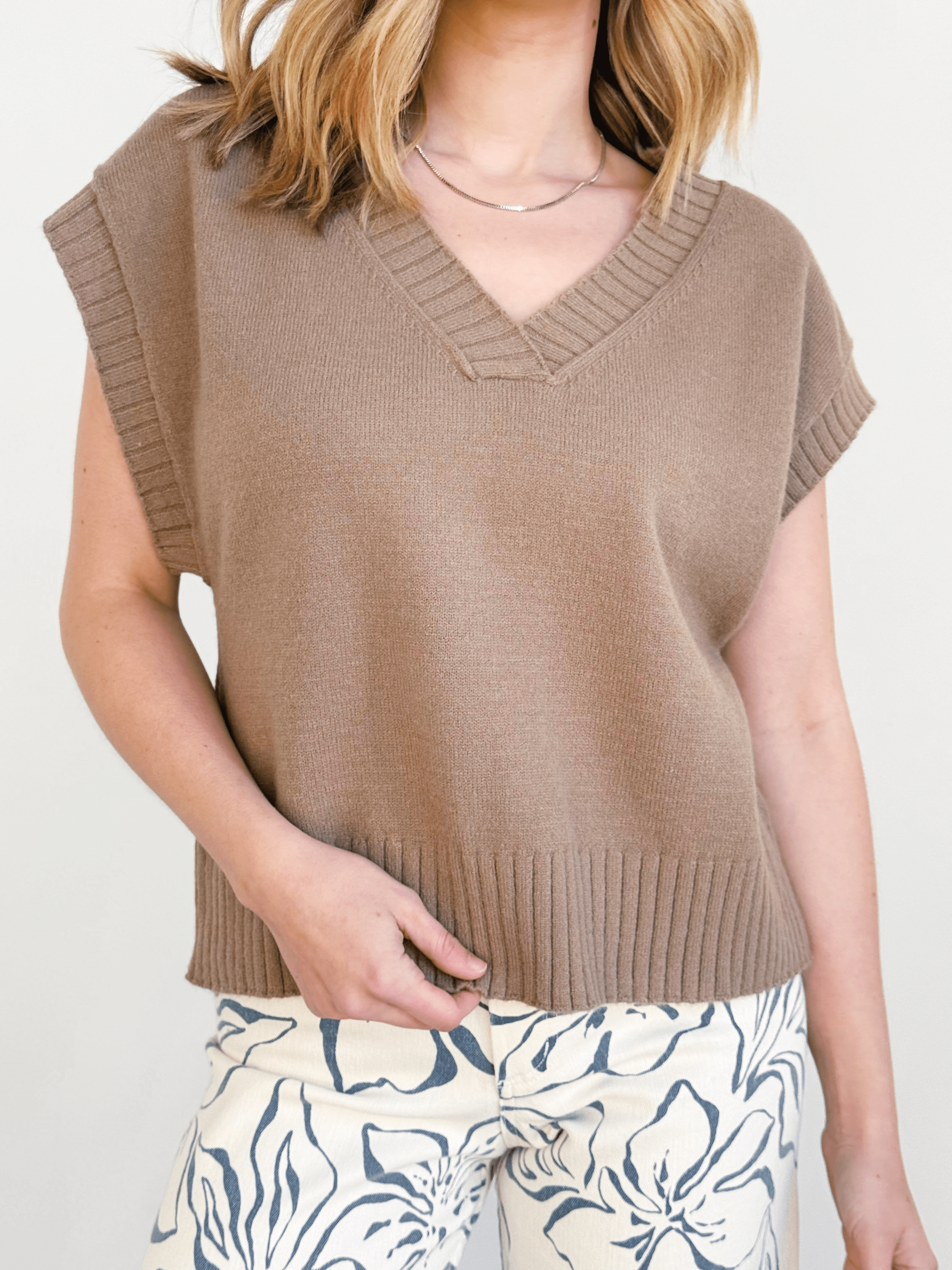 Thelma Sweater Vest - MOCHA - willows clothing SWEATER