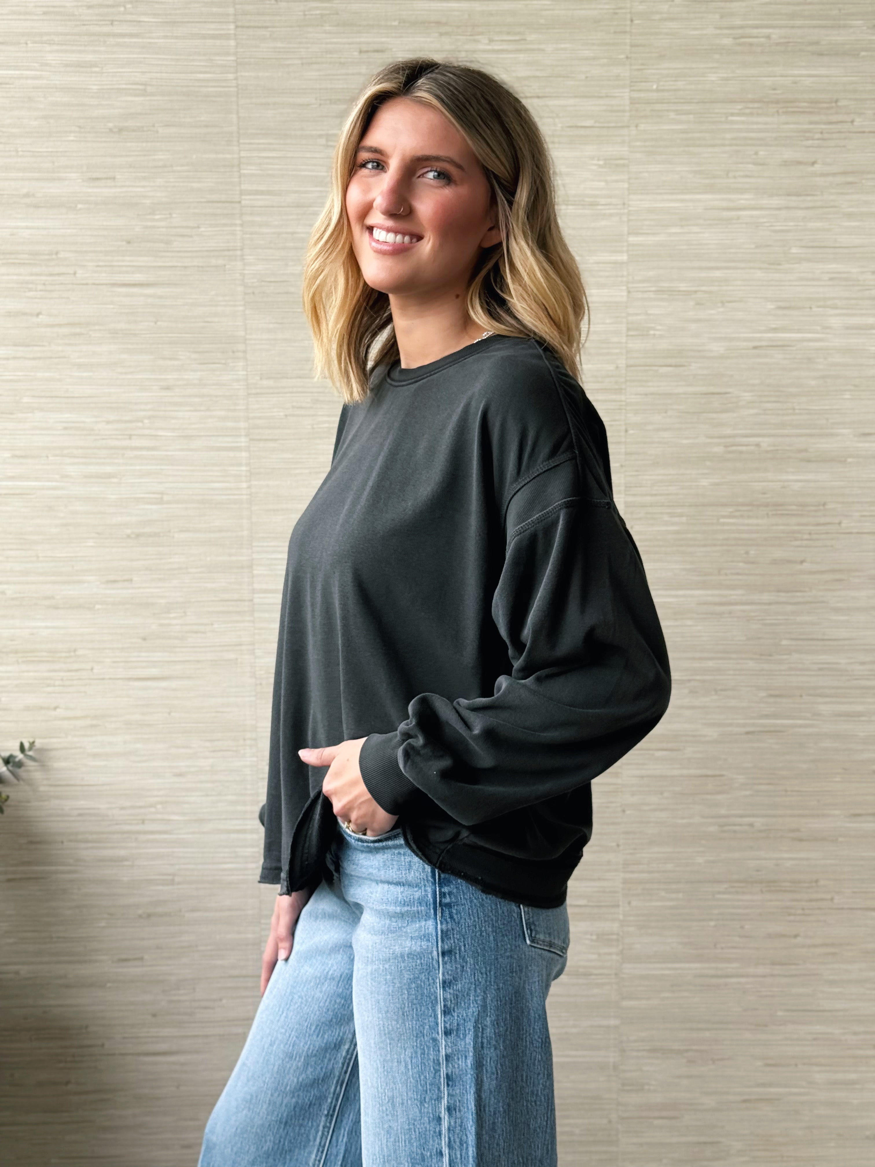 Tisha Sweatshirt - BLACK - willows clothing L/S SHIRT