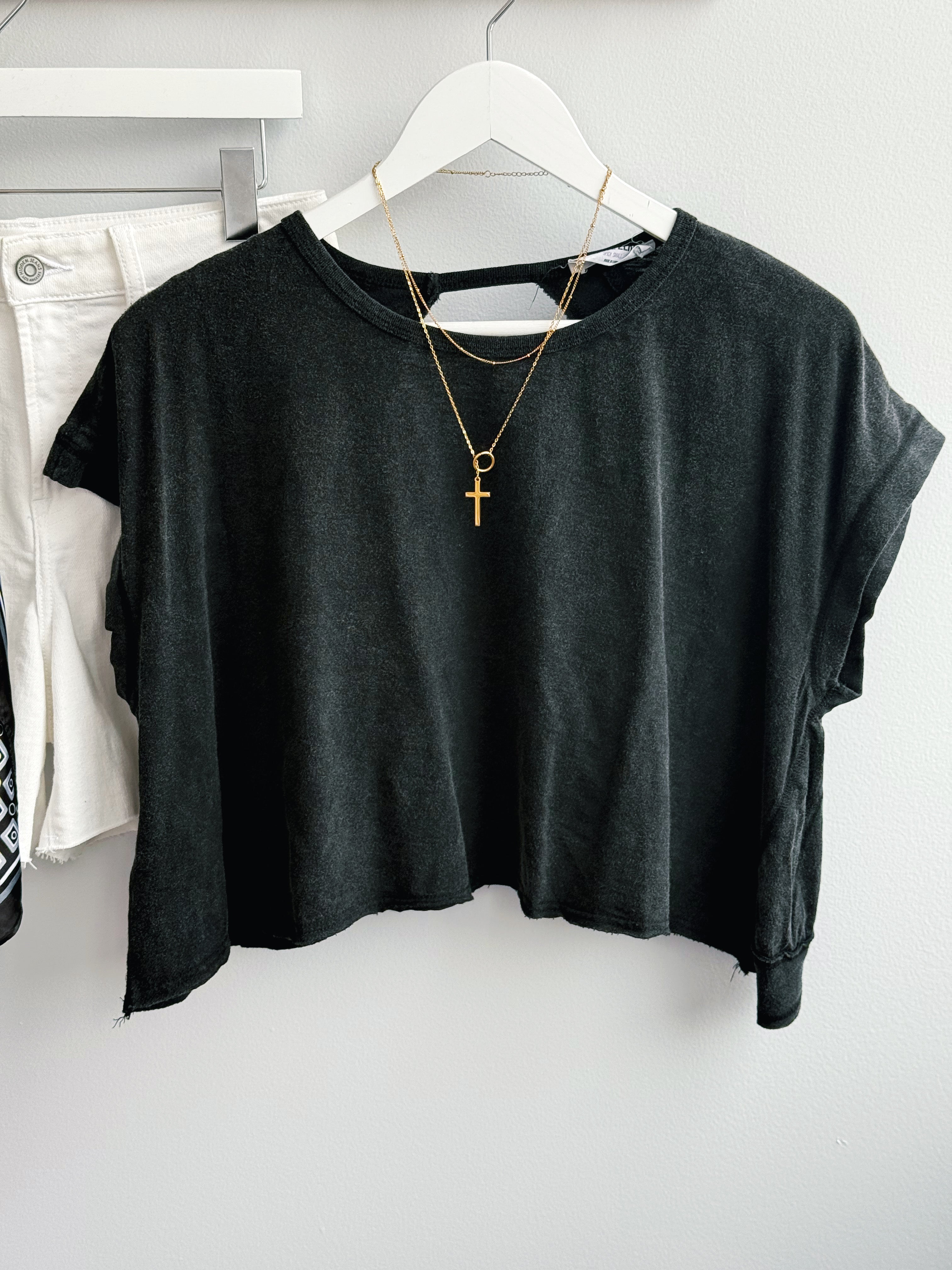 Tisha Tee - BLACK - willows clothing S/S SHIRT
