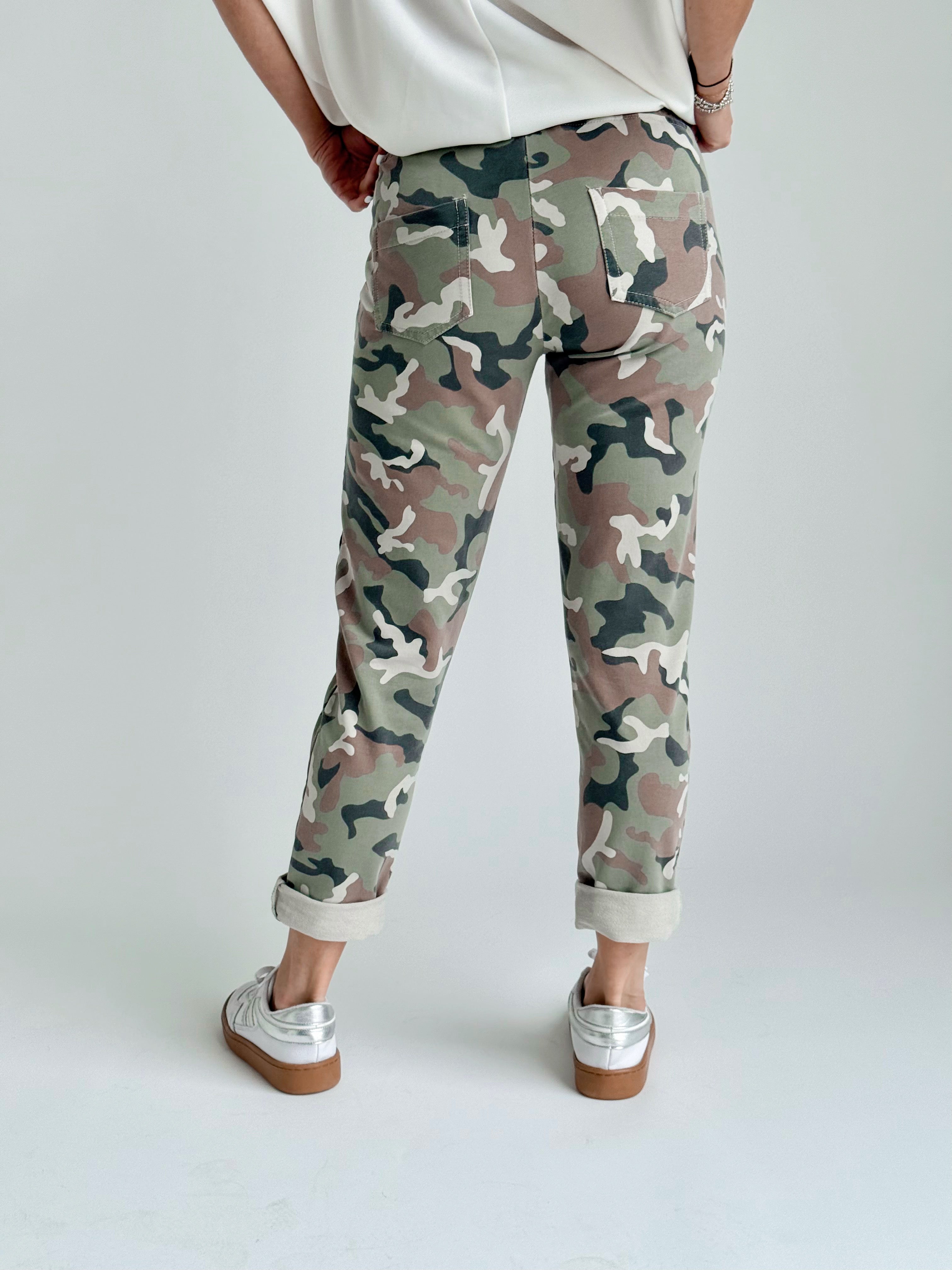 Trek Joggers - ARMY GREEN - willows clothing PANTS