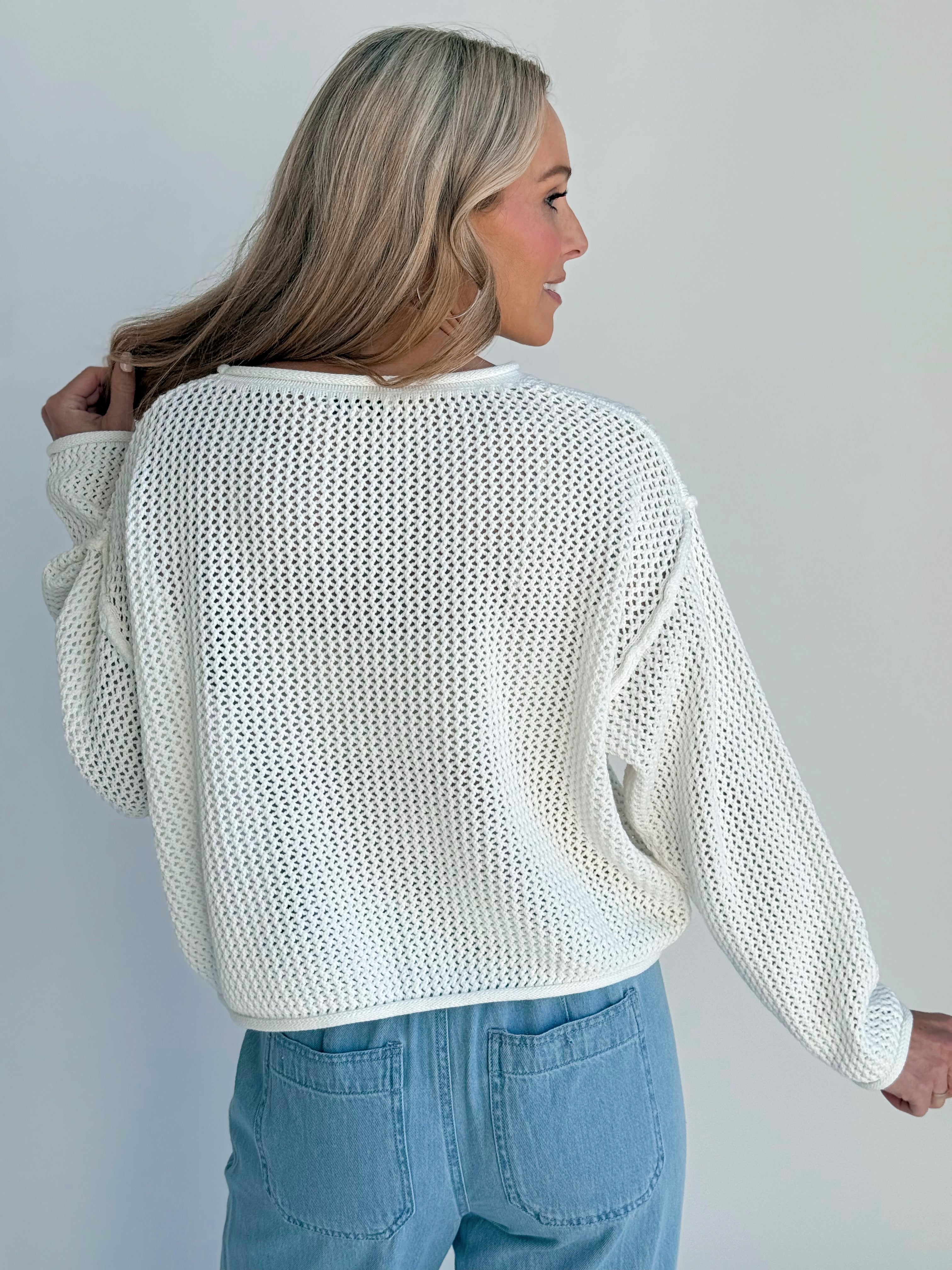 Vintage Flag Sweater - IVORY - willows clothing SWEATER