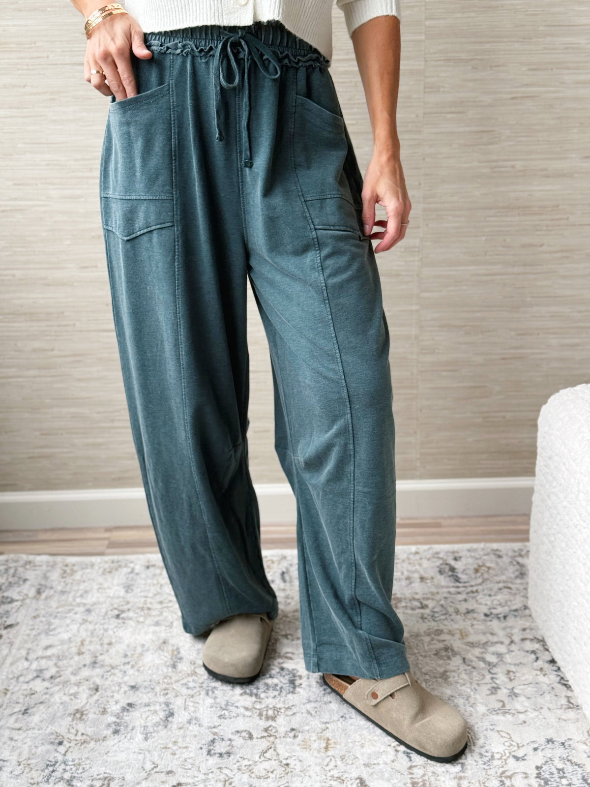 Weekend Barrel Sweatpants - DARK GREEN - willows clothing Sweatpants
