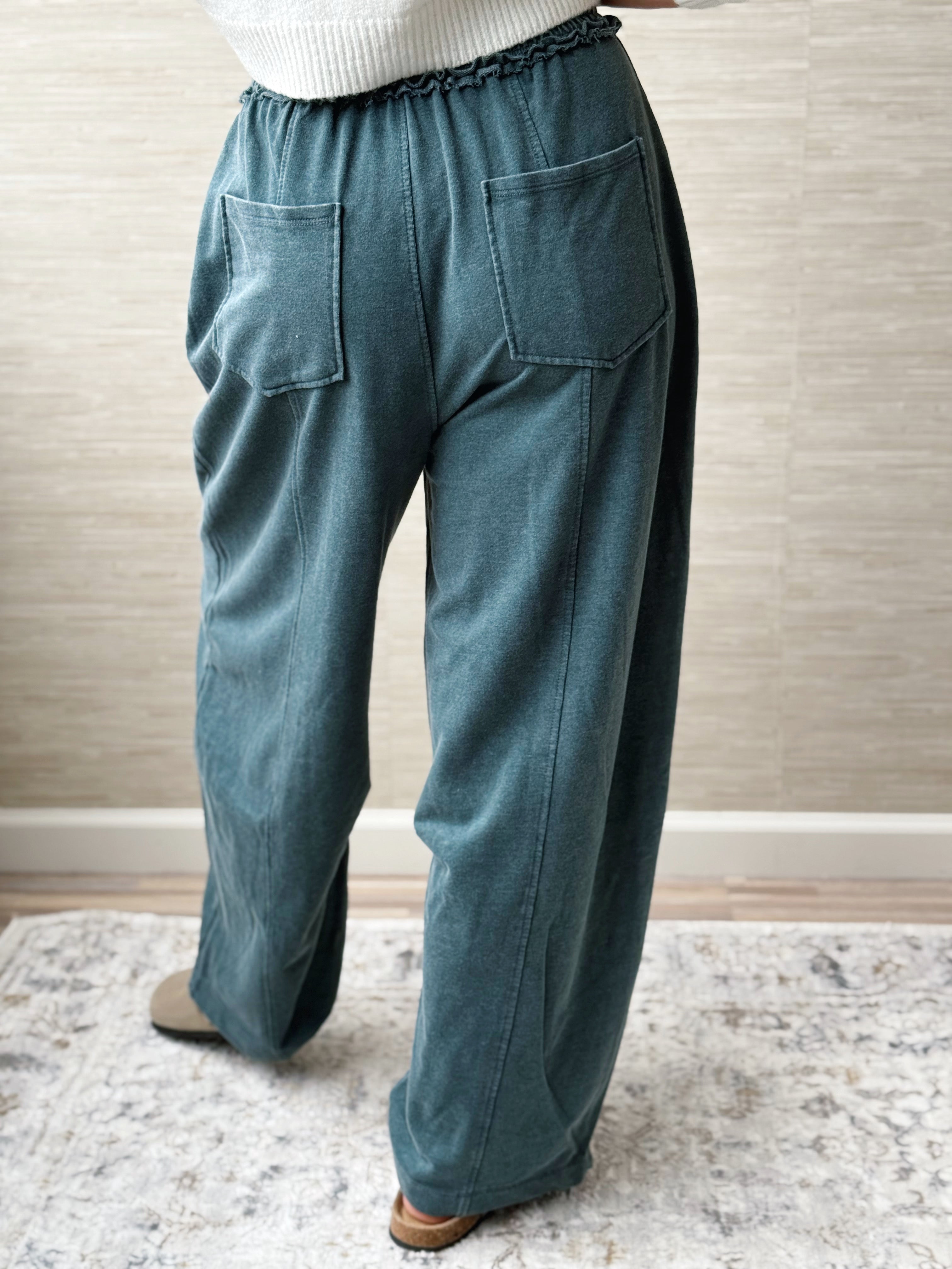 Weekend Barrel Sweatpants - DARK GREEN - willows clothing Sweatpants