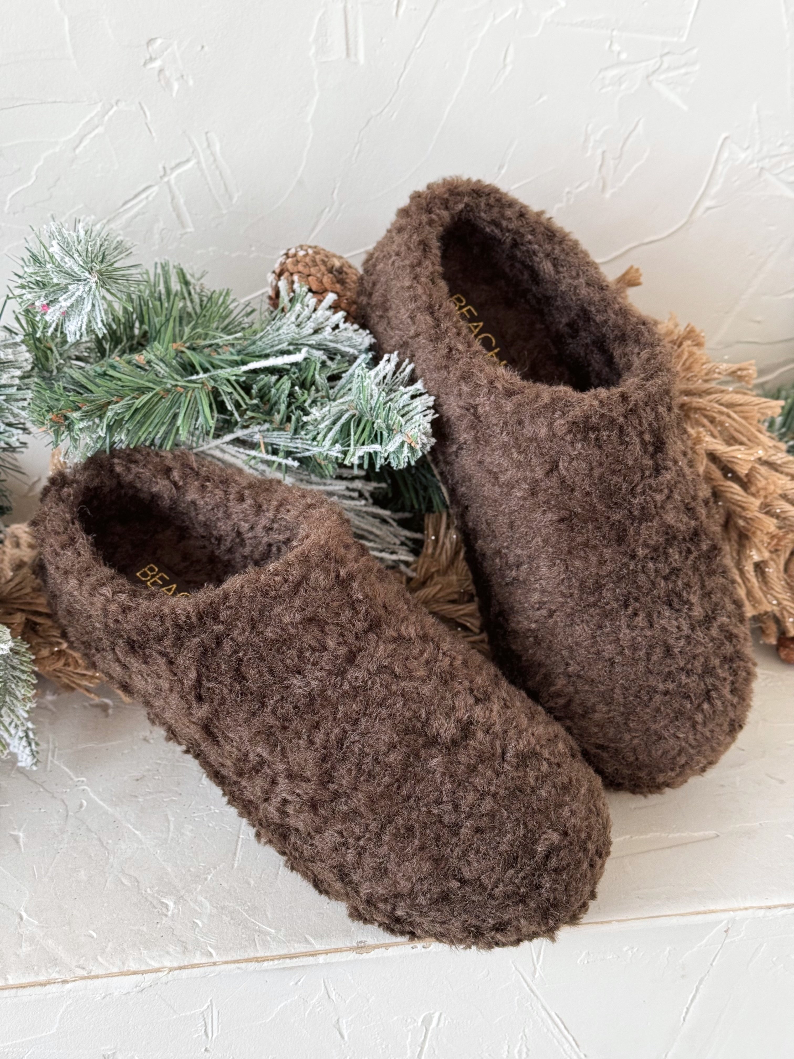 Winter Everywhere Slippers - COFFEE - willows clothing SLIPPERS