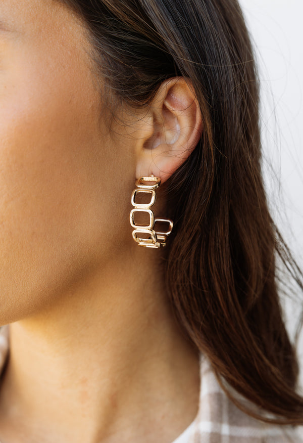 Amanda Hoops - GOLD - willows clothing Earrings